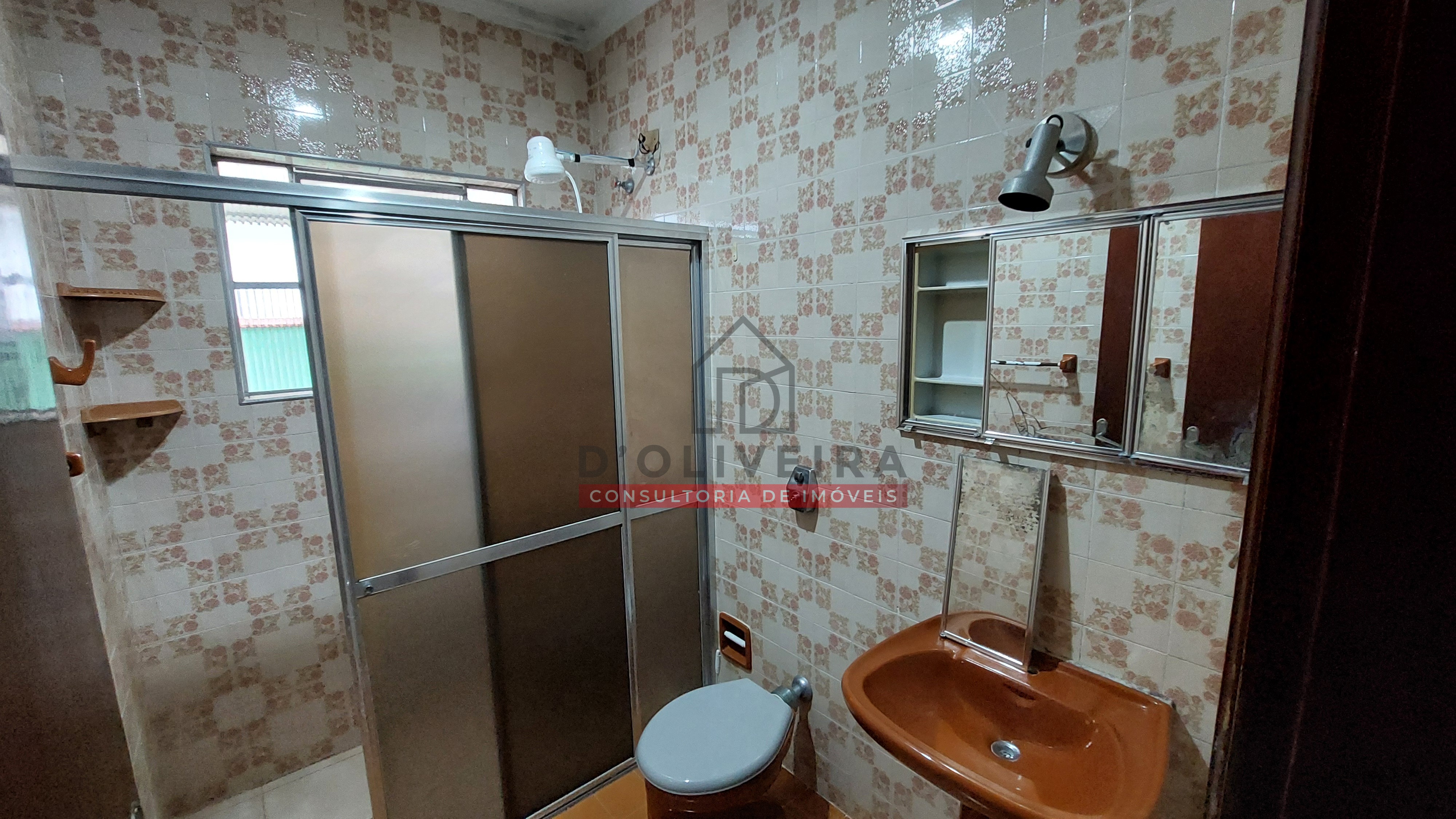 Casa à venda com 3 quartos a 600 metros da praia no Bairro São João Batista  - Peruíbe - SP