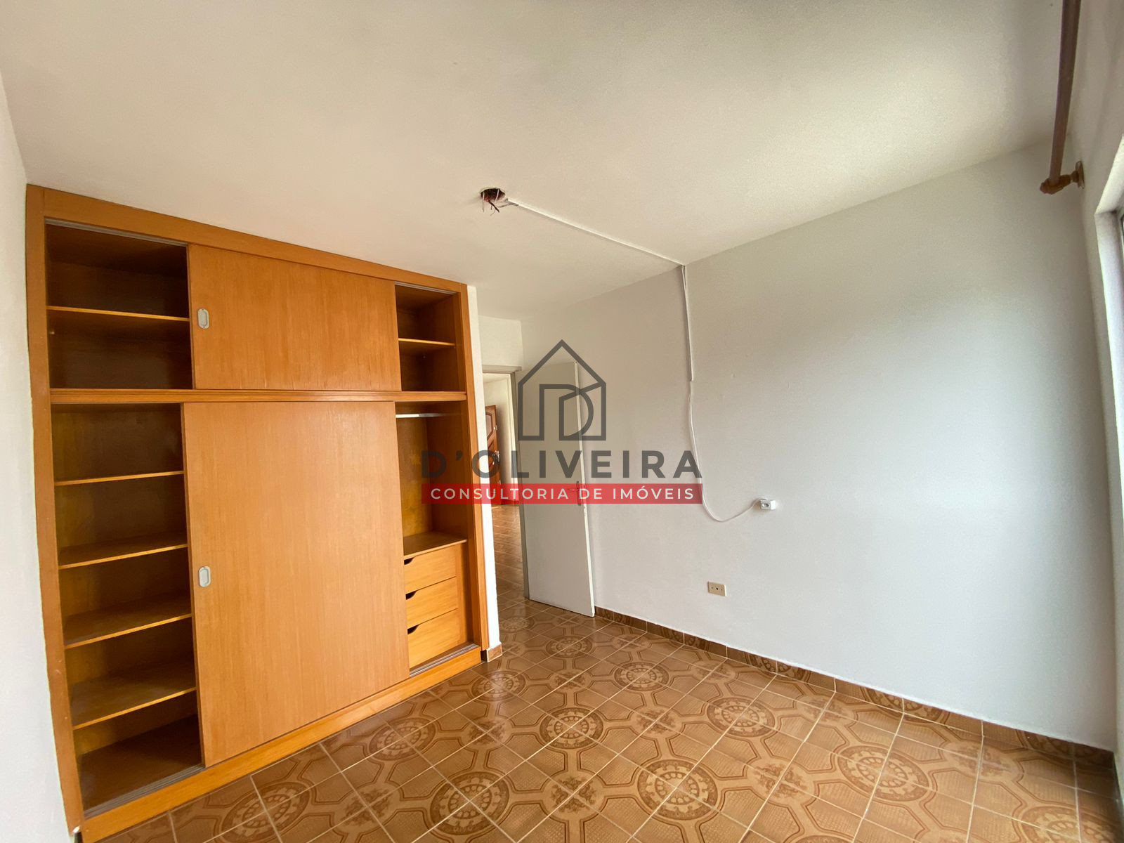 Apartamento para venda e aluguel com 2 quartos no Centro - Peruíbe - SP