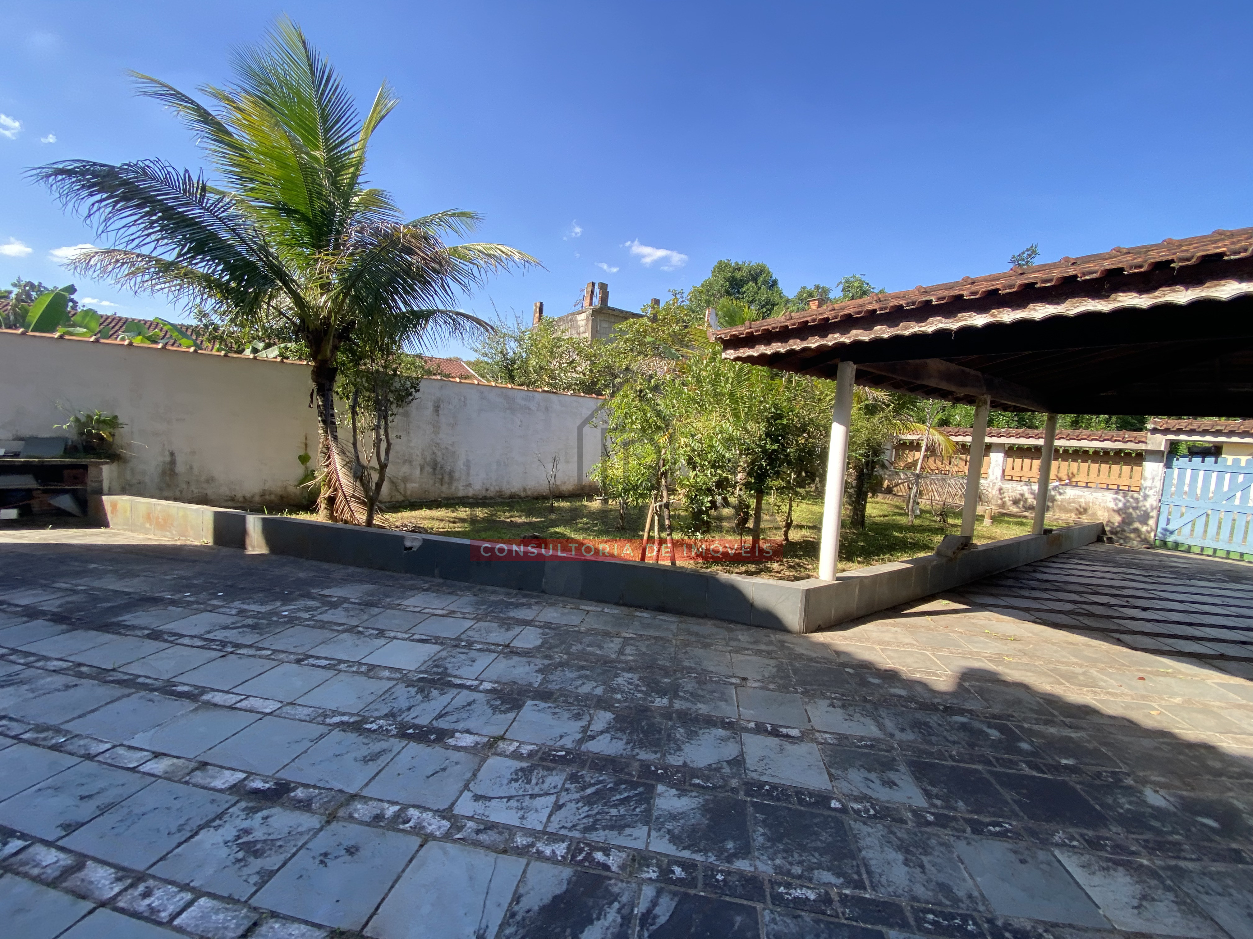 Sobrado com 360m² de terreno à venda no Bairro Estância Santa Gabriela - Peruíbe - SP