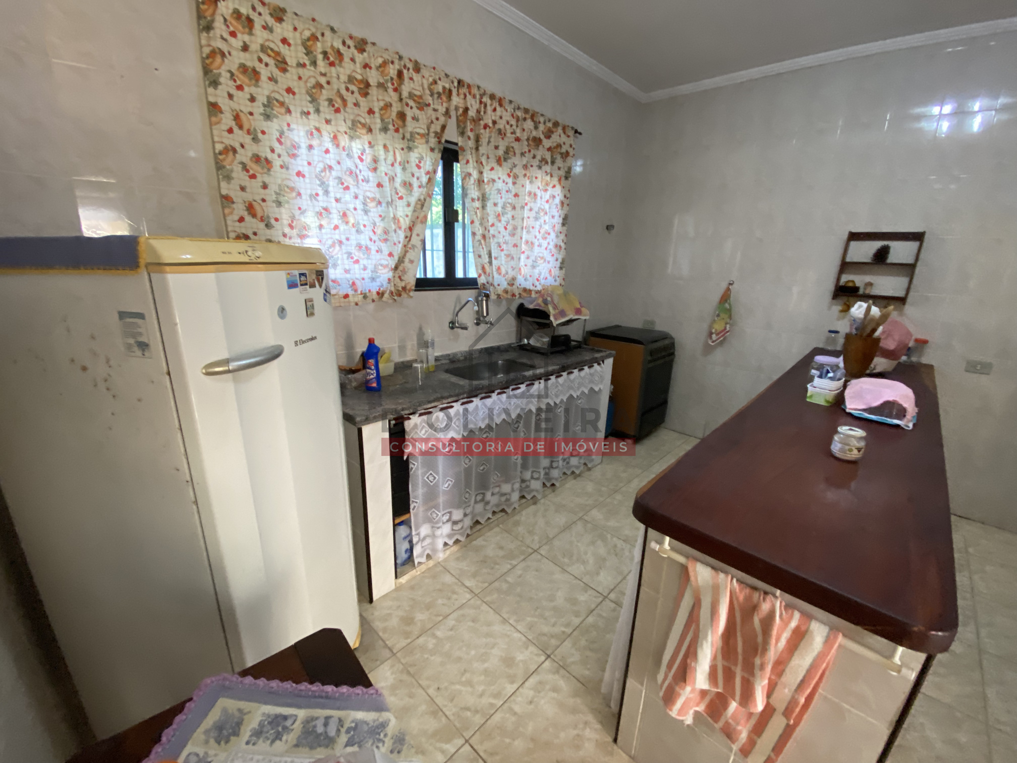 Sobrado com 360m² de terreno à venda no Bairro Estância Santa Gabriela - Peruíbe - SP