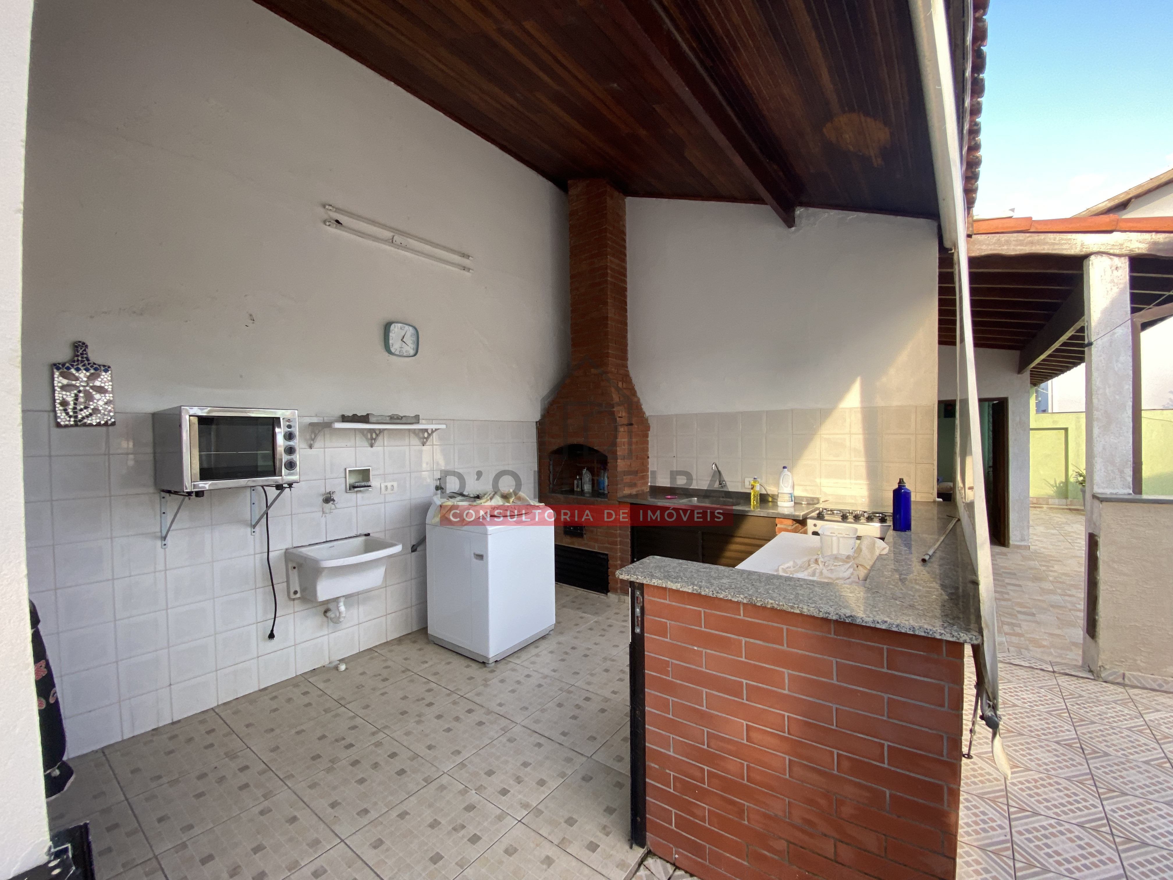 Casa com edícula à venda no Jardim Casablanca - Peruíbe - SP