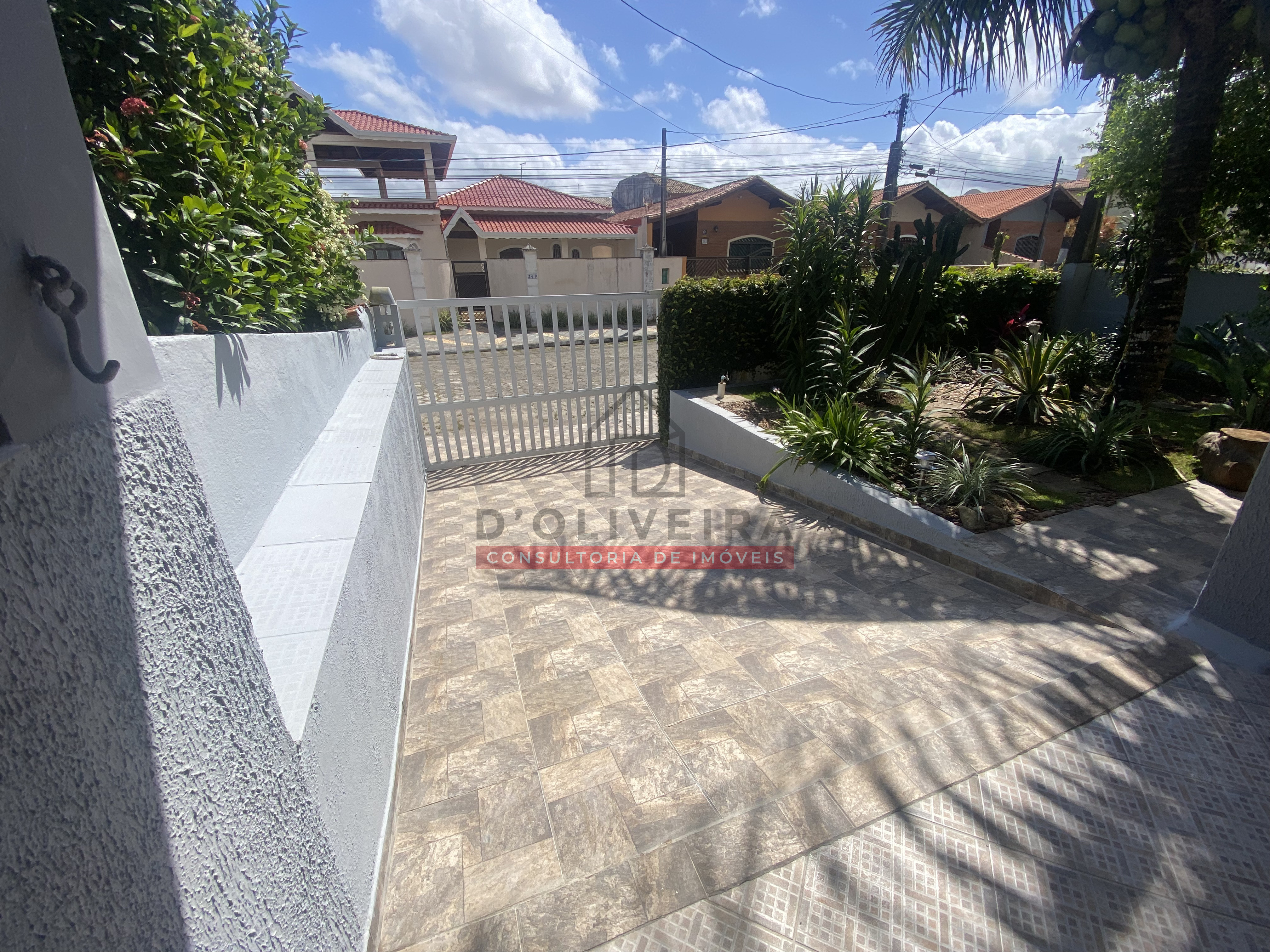 Sobrado com edícula à venda no Balneário Três Marias - Peruíbe - SP