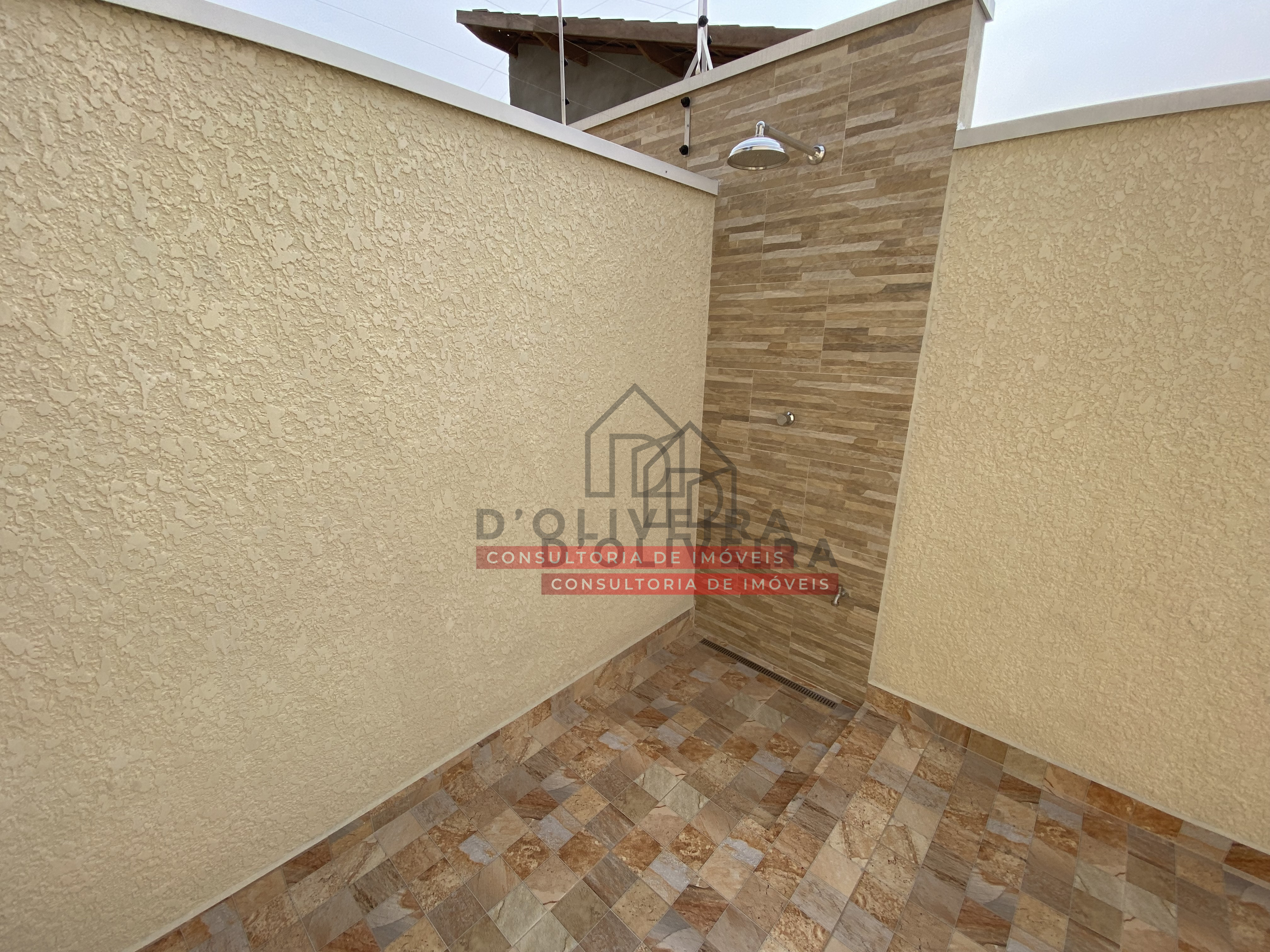 Casa geminada com piscina à venda no Flora Rica 2 - Peruíbe - SP