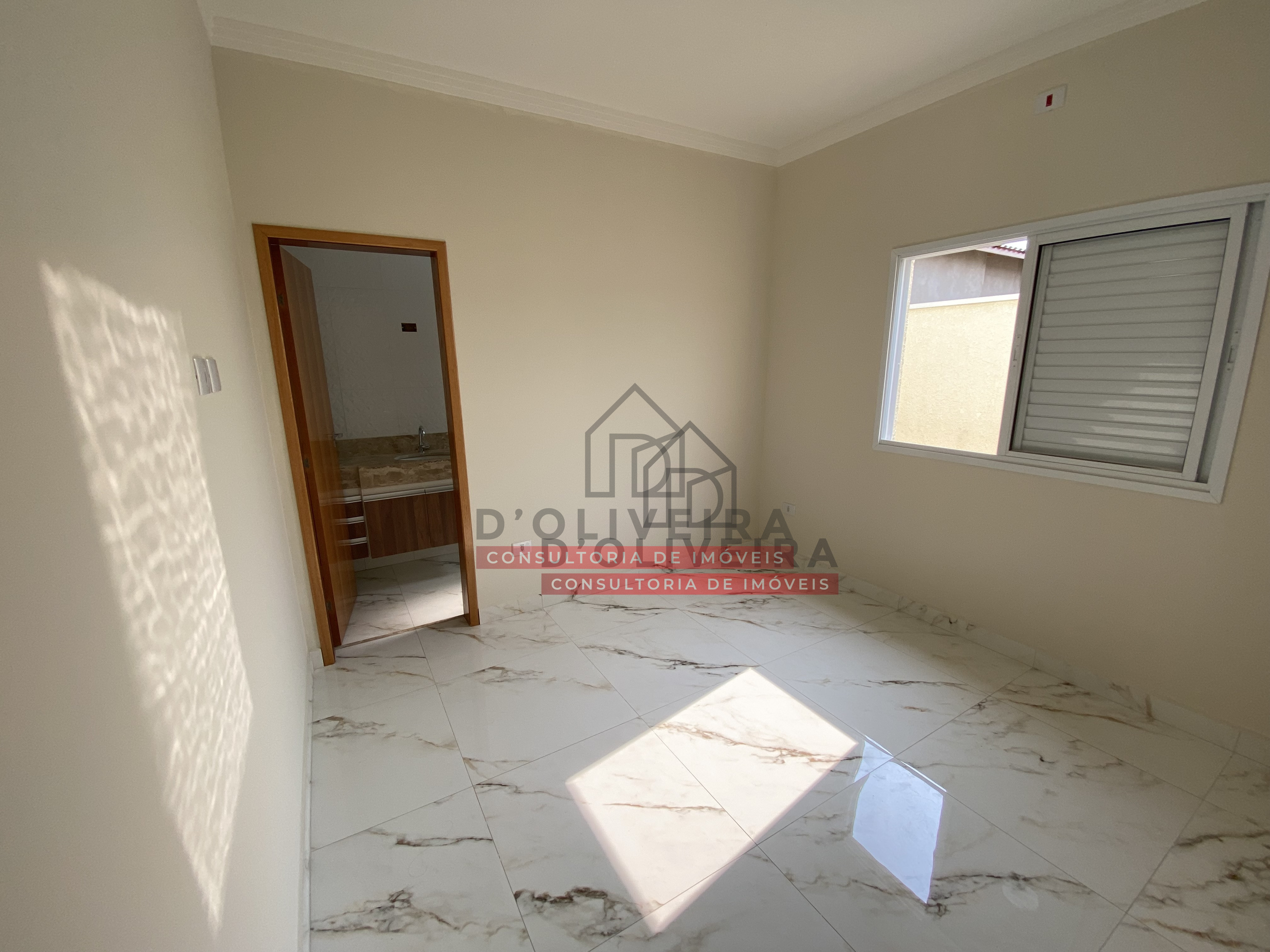 Casa geminada com piscina à venda no Flora Rica 2 - Peruíbe - SP