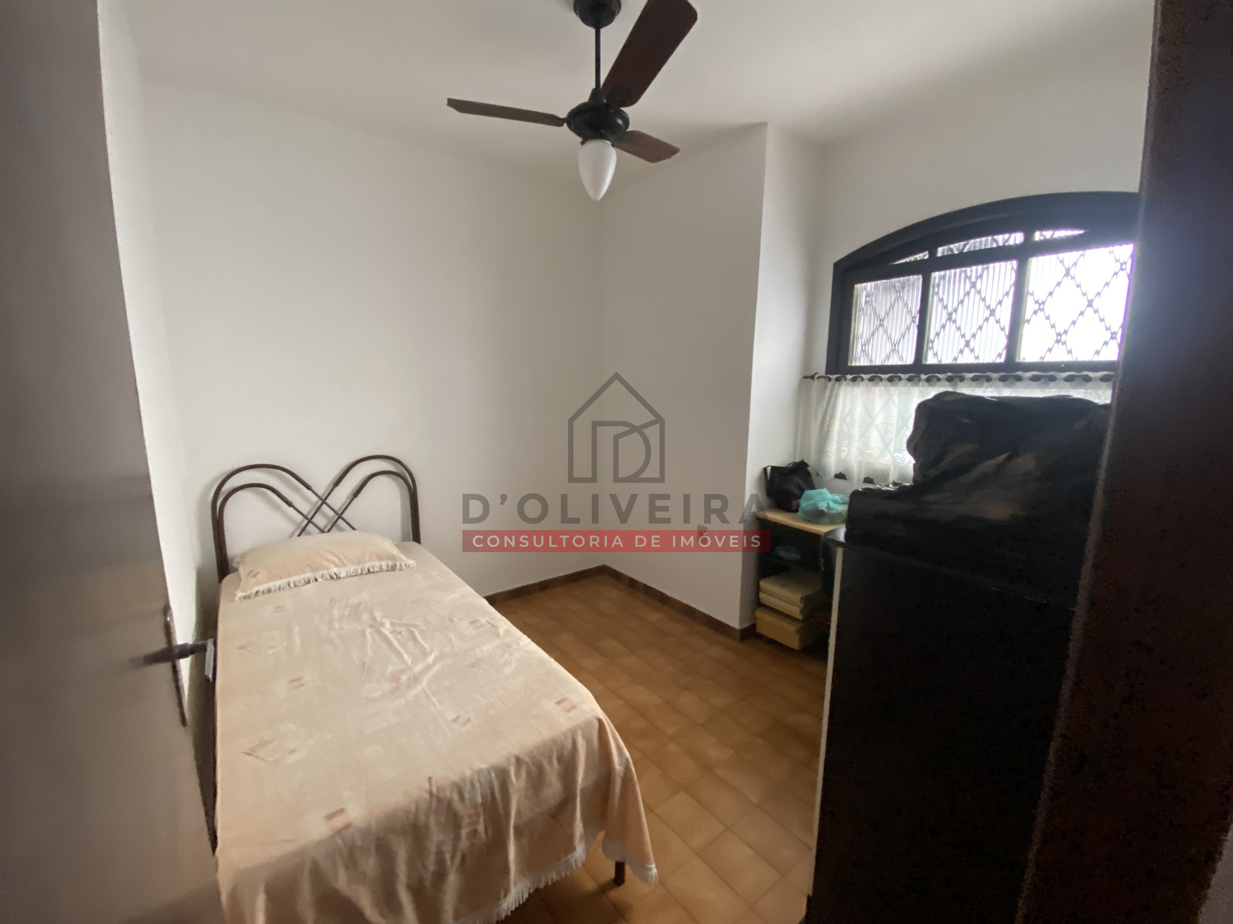 Casa com 500 m² de terreno a 200 metros da praia à venda no Balneário Oasis - Peruíbe - SP