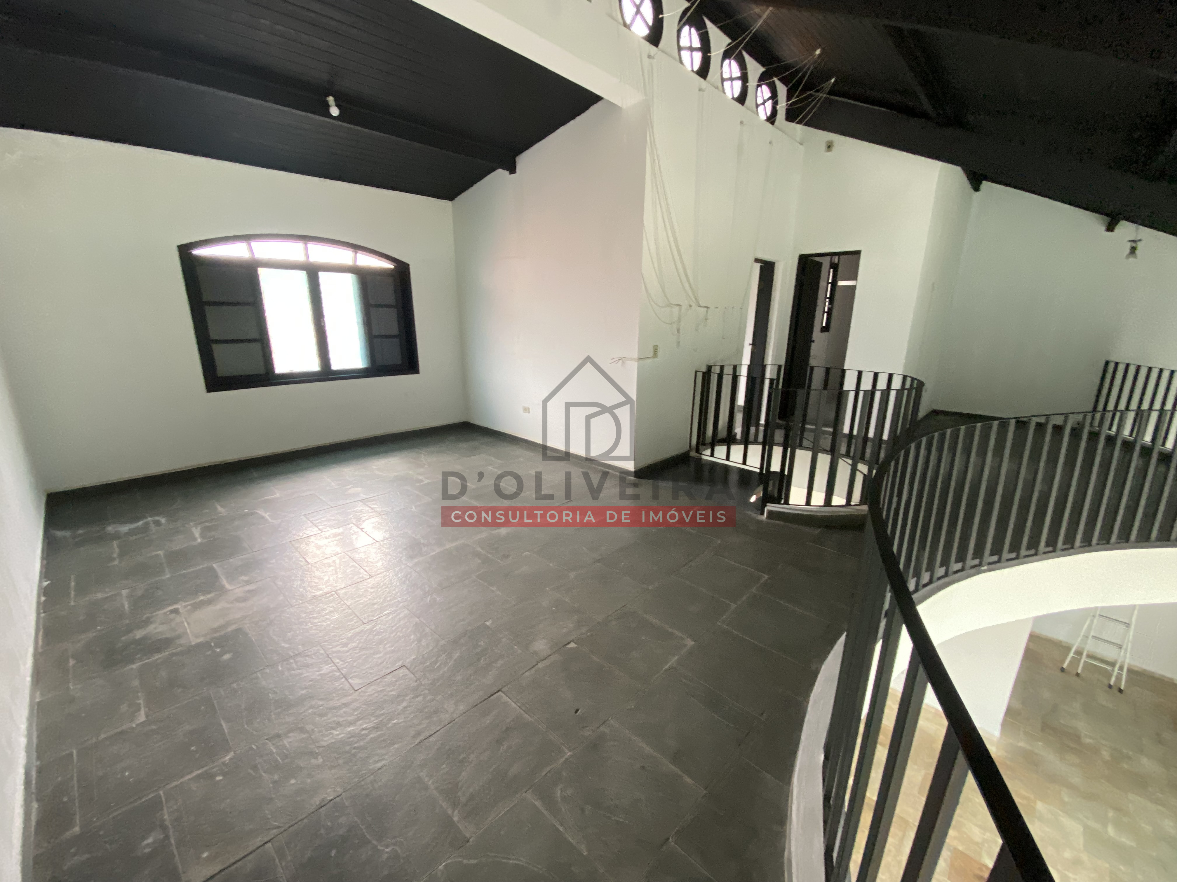 Casa com 500 m² de terreno a 200 metros da praia à venda no Balneário Oasis - Peruíbe - SP