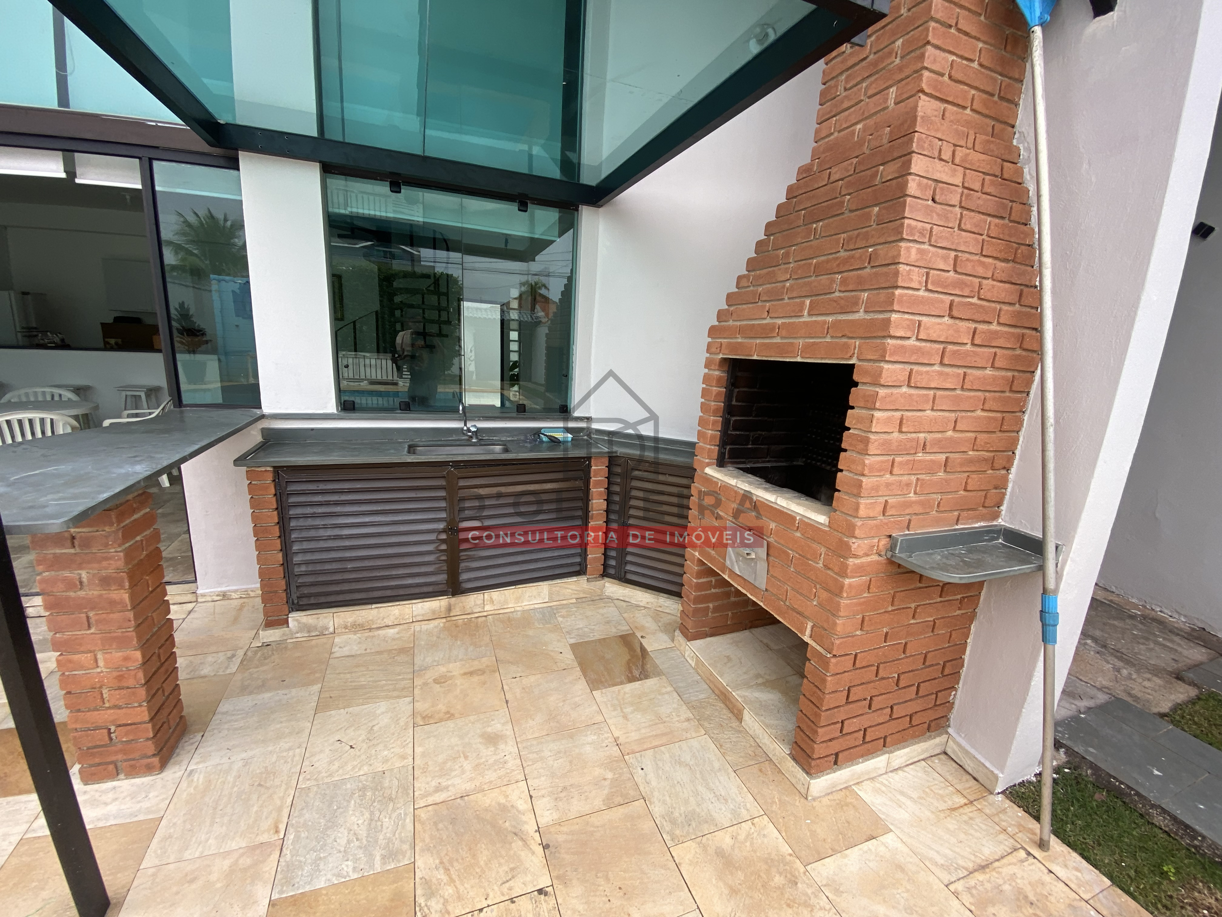 Casa com 500 m² de terreno a 200 metros da praia à venda no Balneário Oasis - Peruíbe - SP