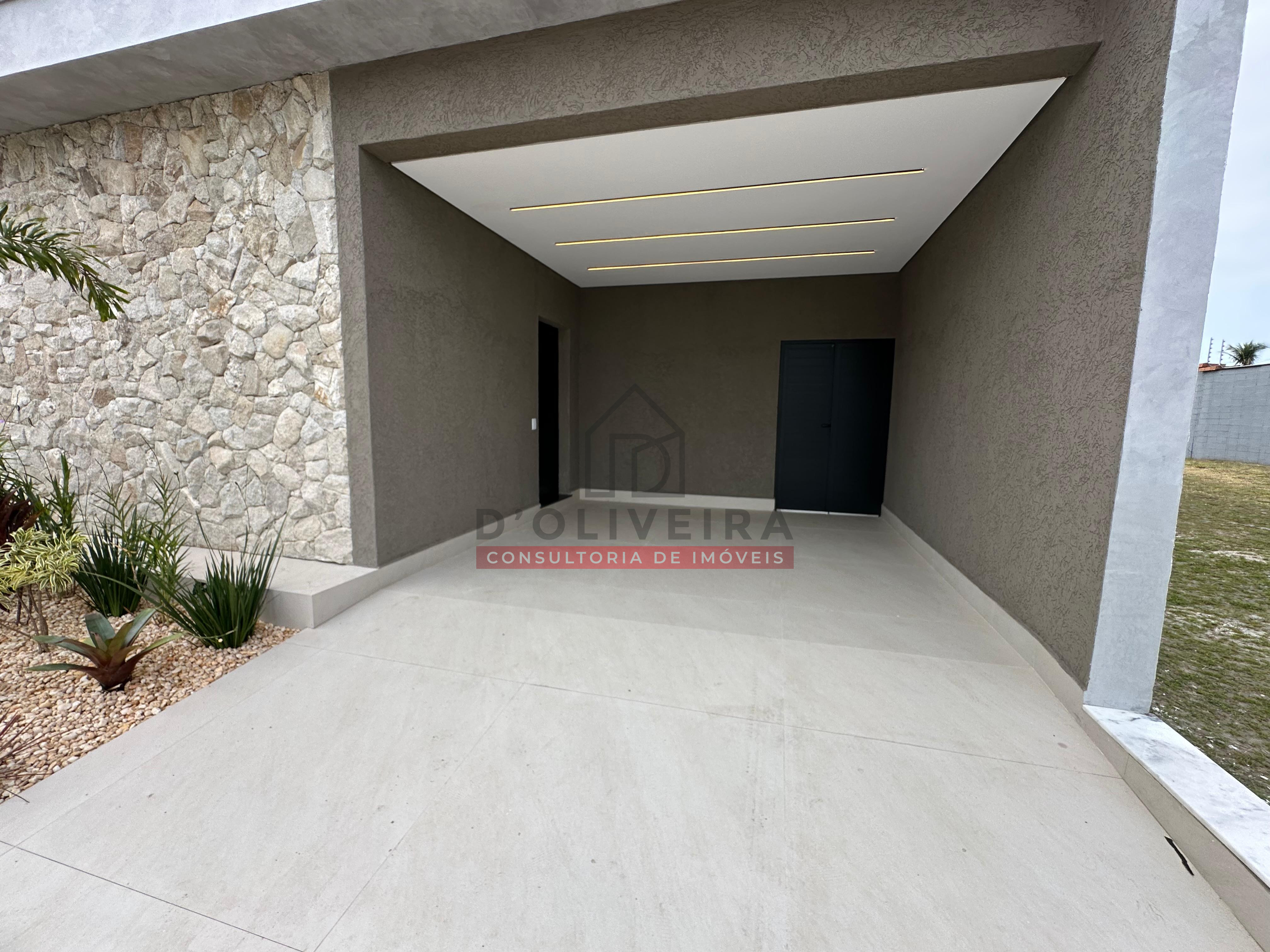 Sobrado moderno com piscina e churrasqueira no condomínio Flora Rica - Peruíbe - SP