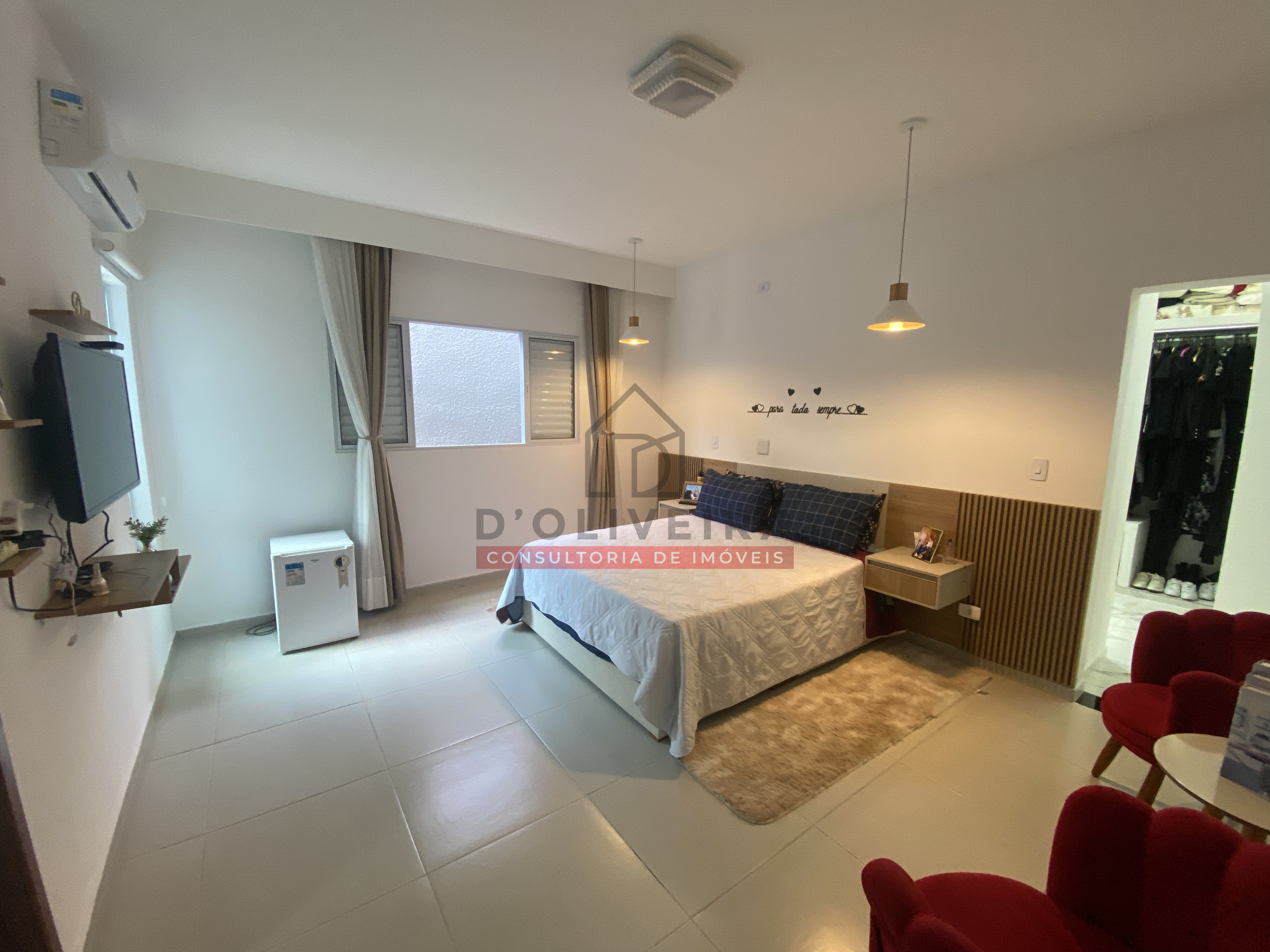 Casa com piscina e churrasqueira no Flora Rica 2 - Peruíbe - SP