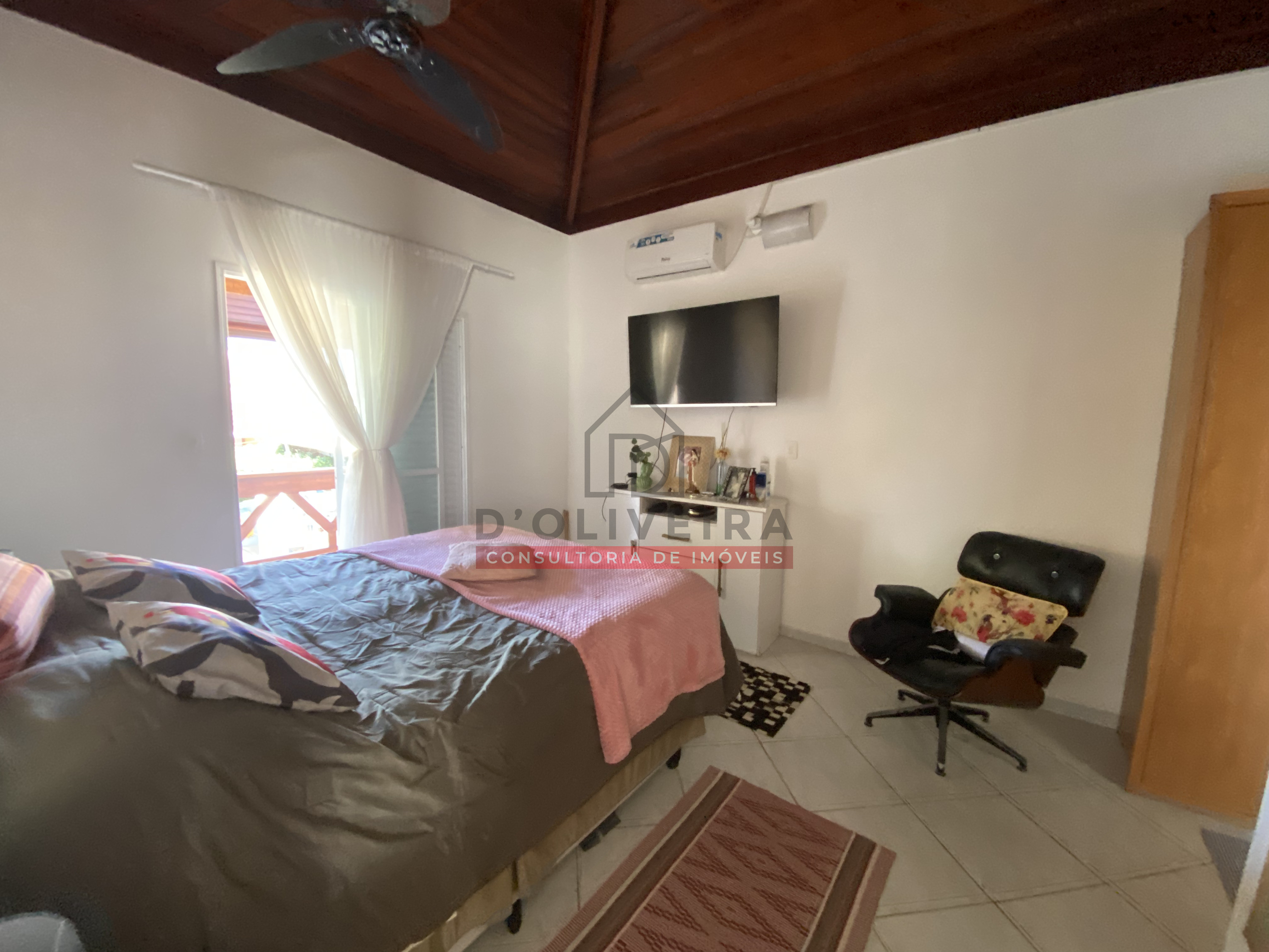 Sobrado com piscina e churrasqueira na Cidade Nova Peruíbe - Peruíbe - SP