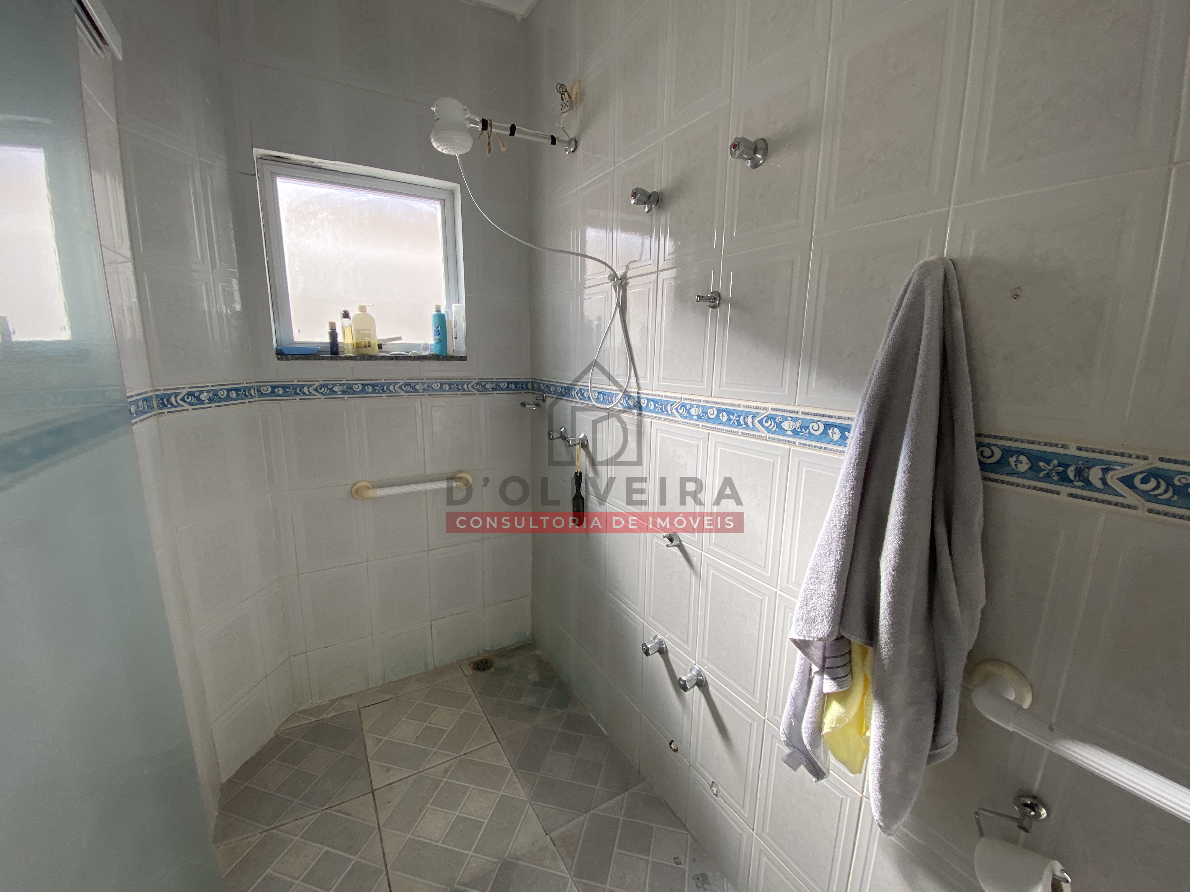 Sobrado com piscina e churrasqueira na Cidade Nova Peruíbe - Peruíbe - SP