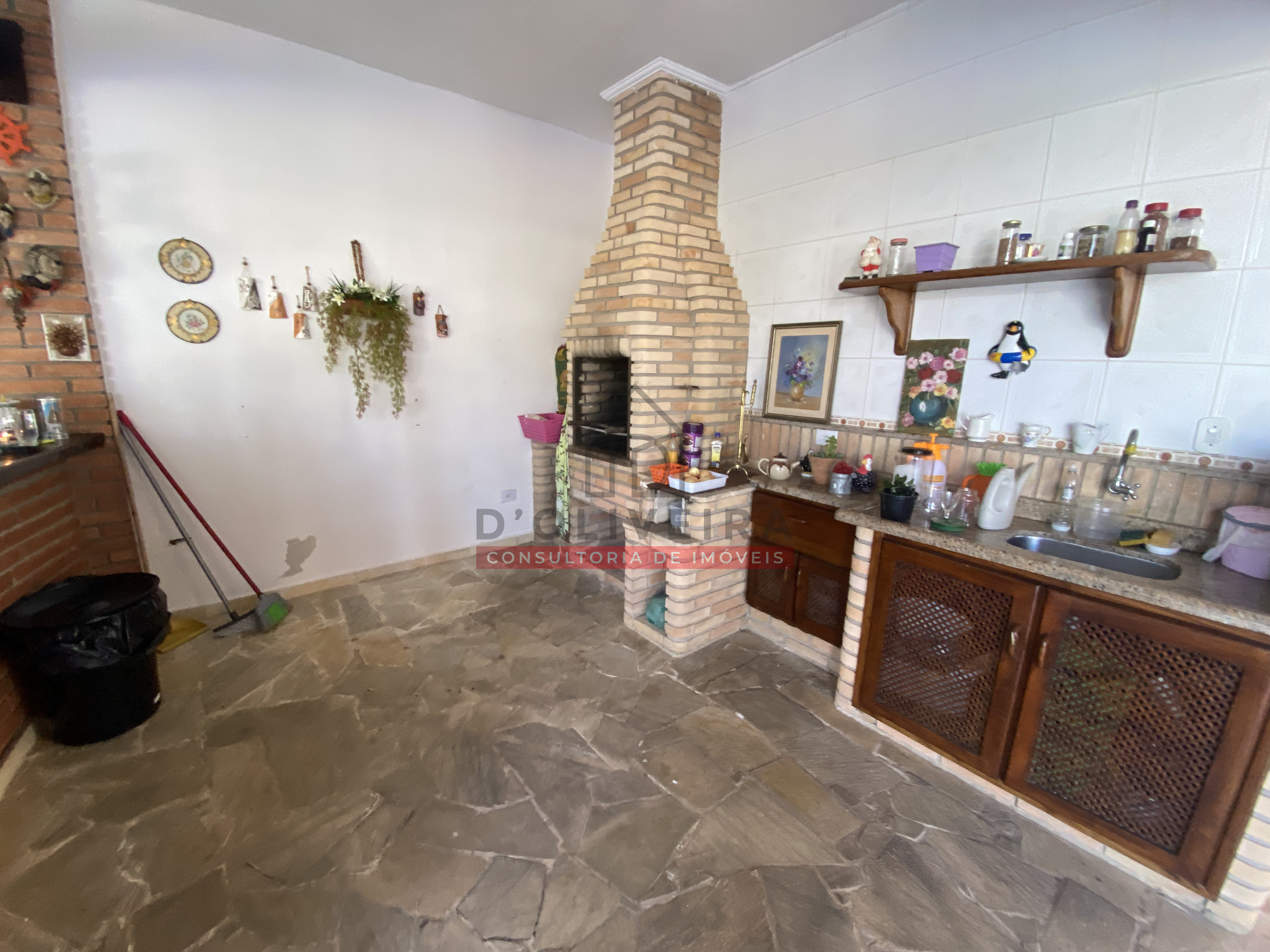 Sobrado com piscina e churrasqueira na Cidade Nova Peruíbe - Peruíbe - SP