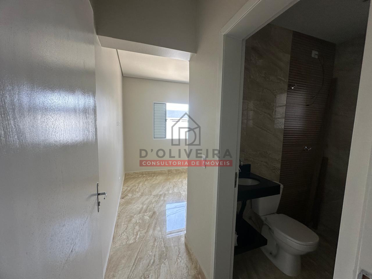 Casa térrea com piscina e churrasqueira no Balneário São João Batista 2 - Peruíbe - SP