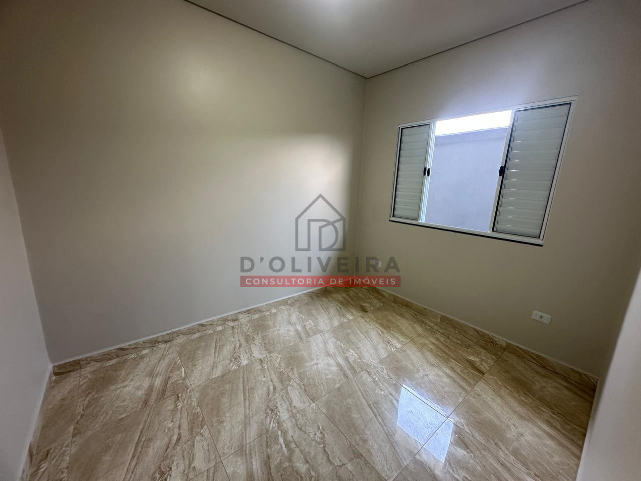 Casa térrea com piscina e churrasqueira no Balneário São João Batista 2 - Peruíbe - SP