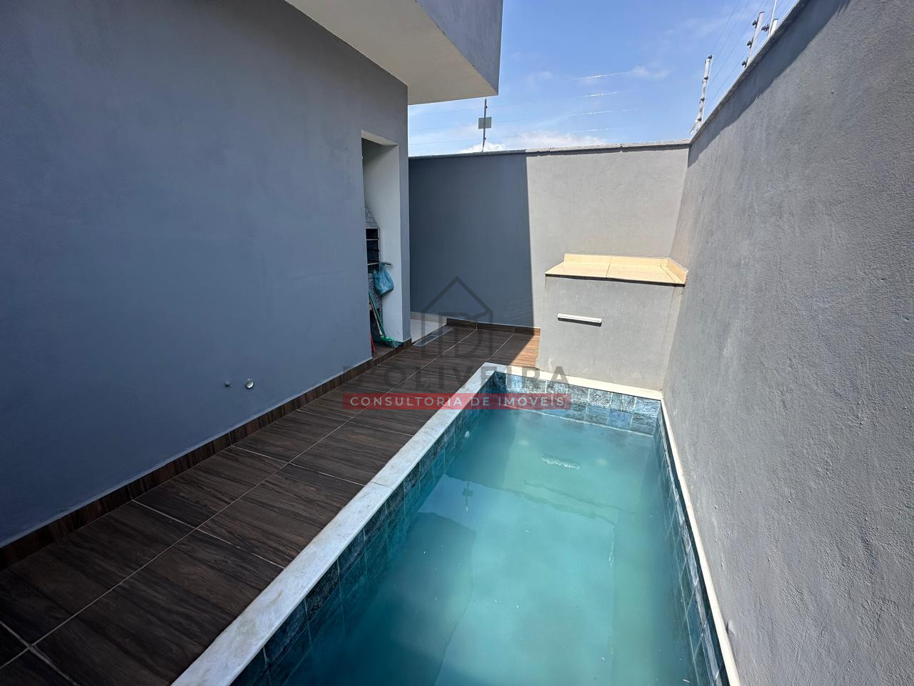 Casa térrea com piscina e churrasqueira no Balneário São João Batista 2 - Peruíbe - SP
