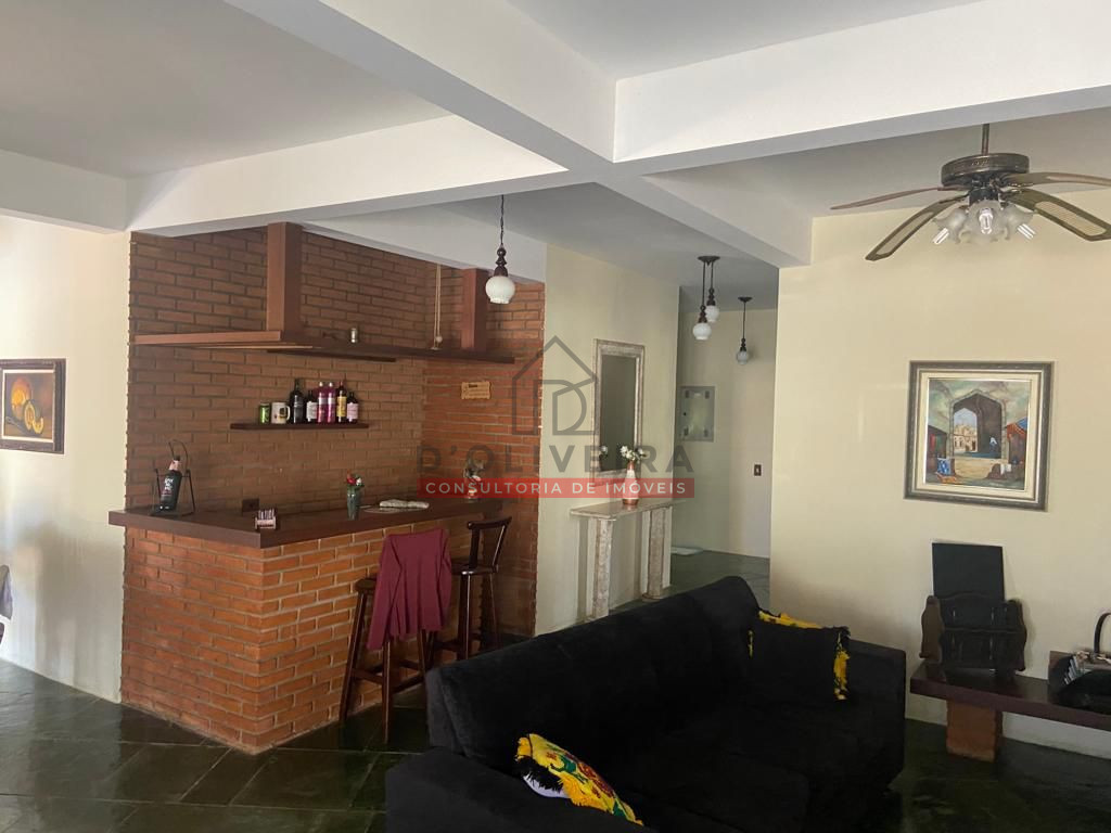 Chácara com piscina em condomínio fechado - Jarinu- SP