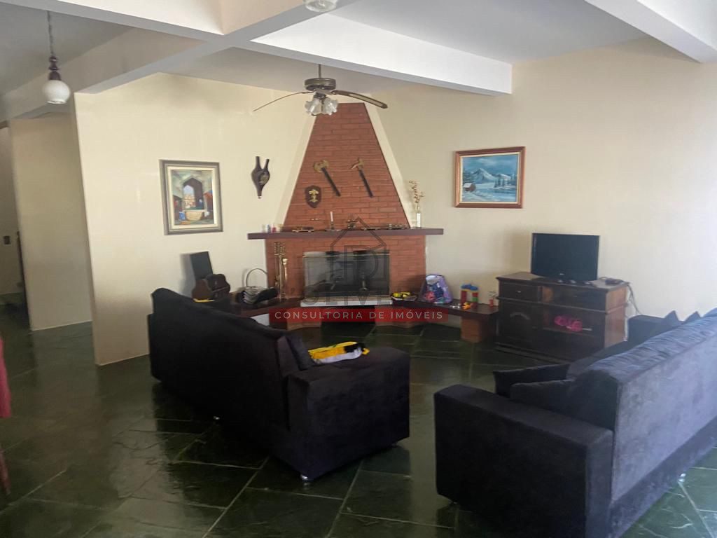 Chácara com piscina em condomínio fechado - Jarinu- SP