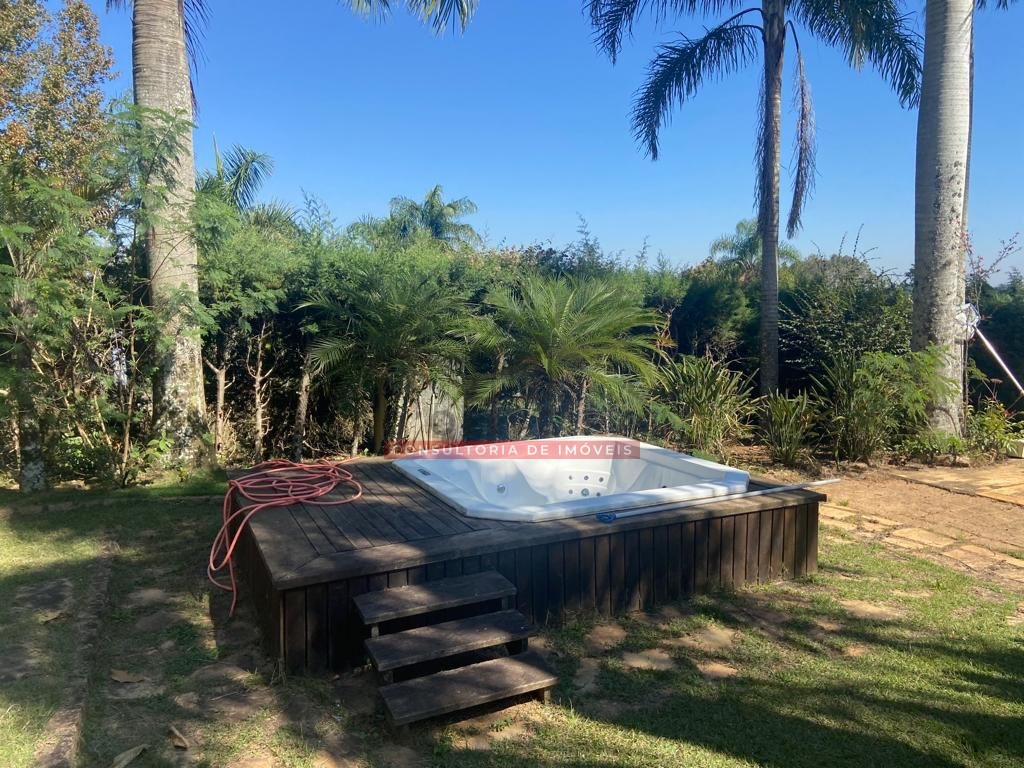 Chácara com piscina em condomínio fechado - Jarinu- SP