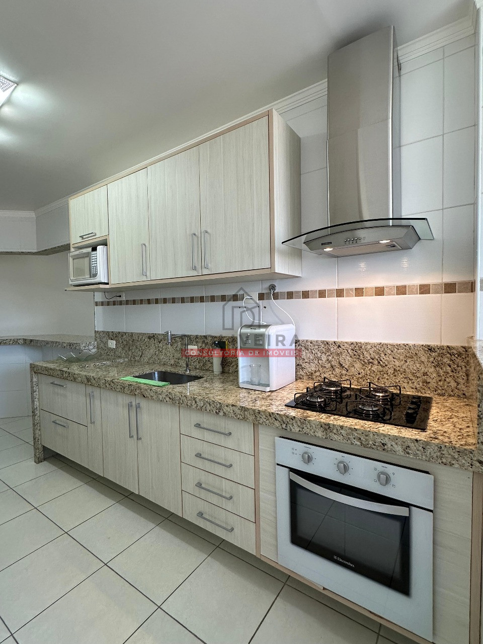 Apartamento com vista para o mar a venda no Bairro Aviação - Praia Grande - SP