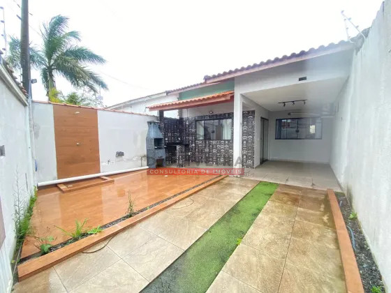Casa à venda de 60m² com 2 quartos na Estância Santa Gabriela - Peruíbe - SP