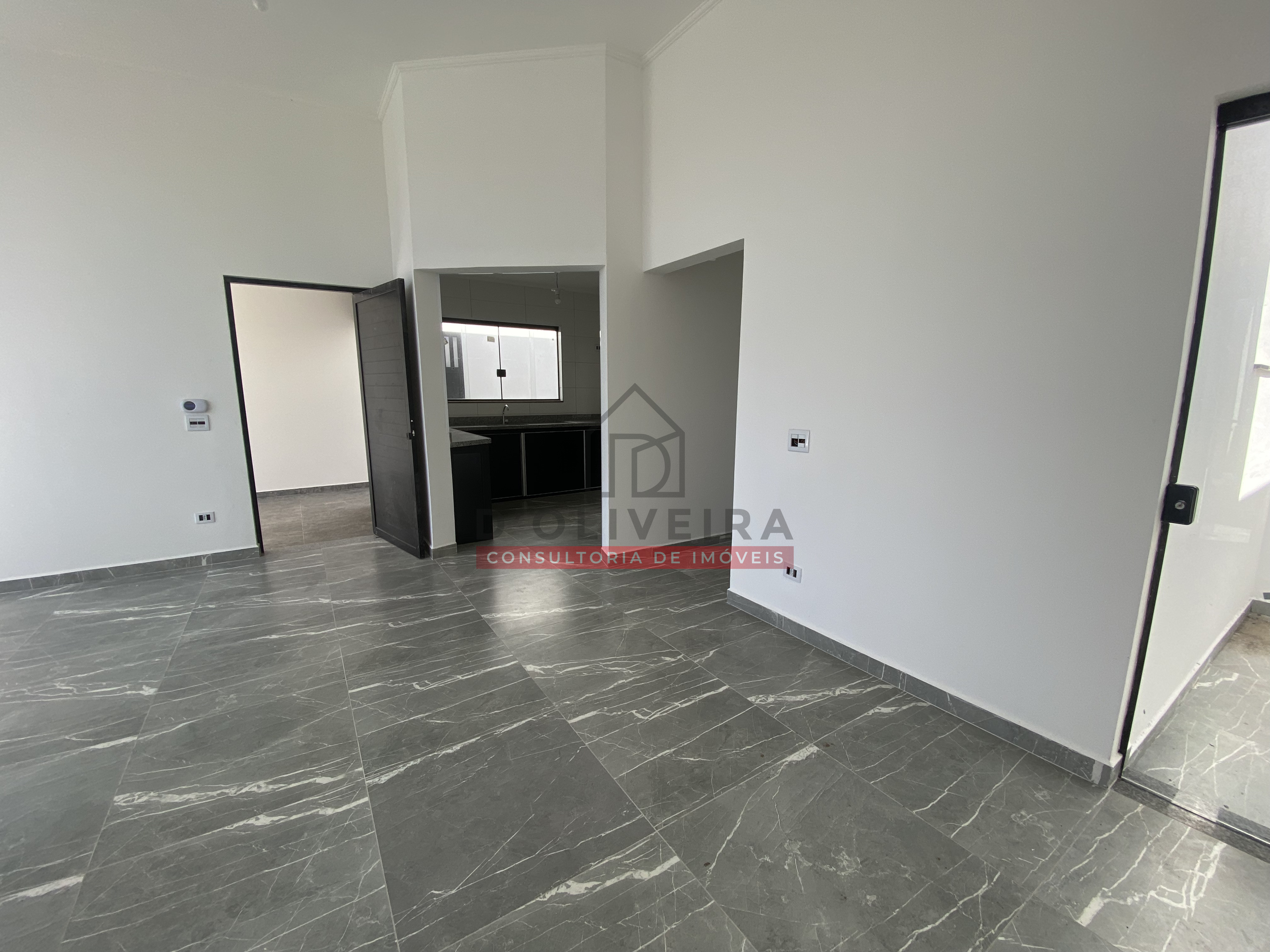 Casa térrea com piscina e 3 suítes à venda no Balneário Samburá - Peruíbe - SP