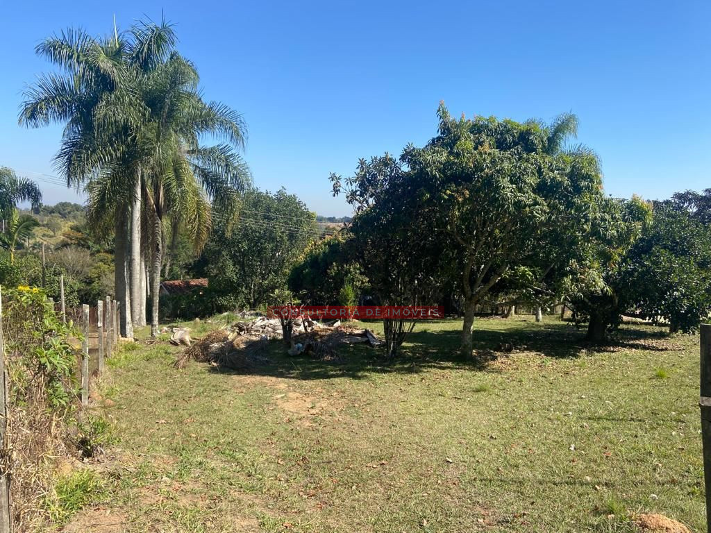 Lote com escritura de 930m² em condomínio de Chácara - Jarinu- SP