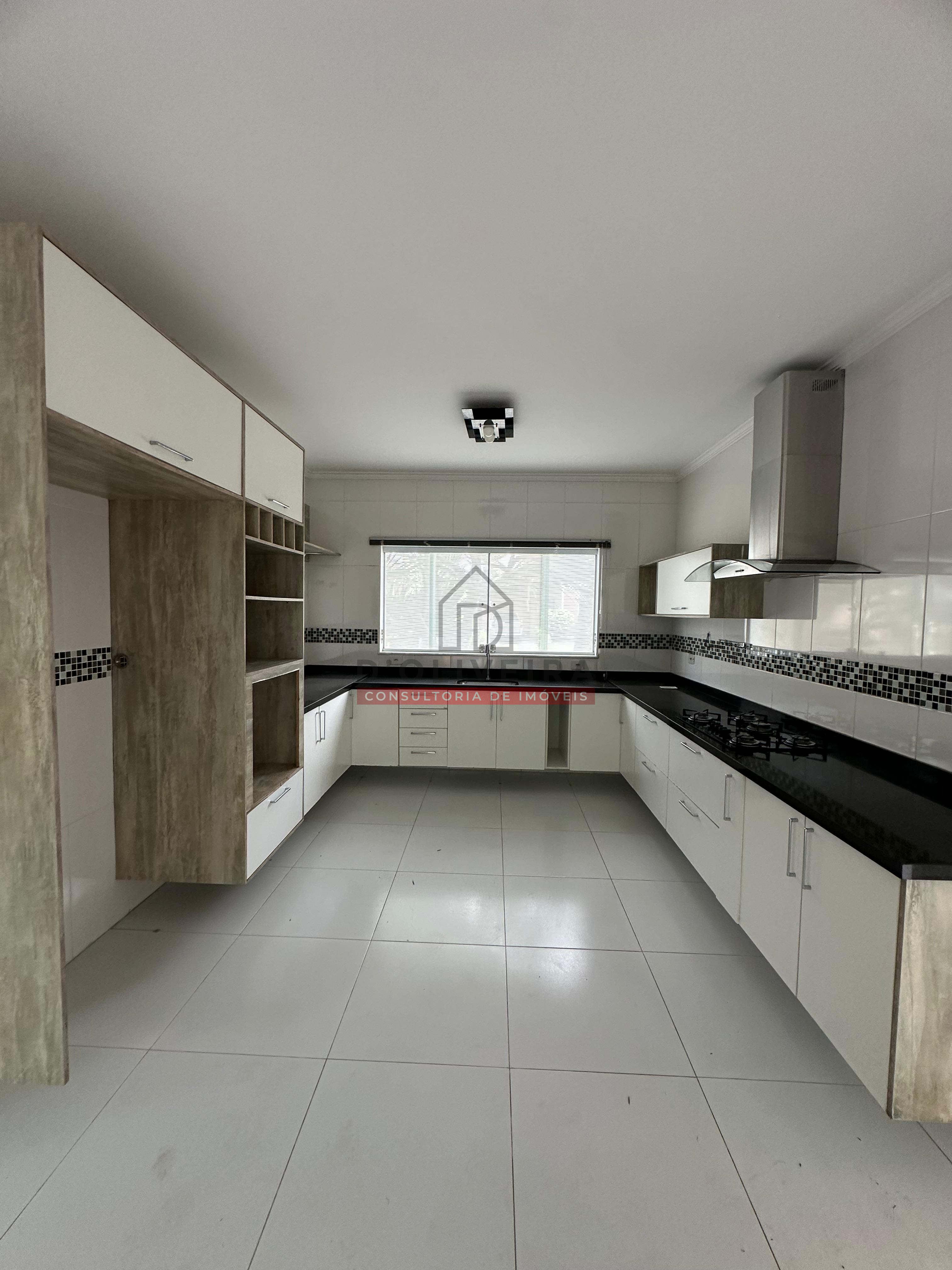 Sobrado moderno à venda no Condomínio Bougainvillée II - Peruíbe - SP