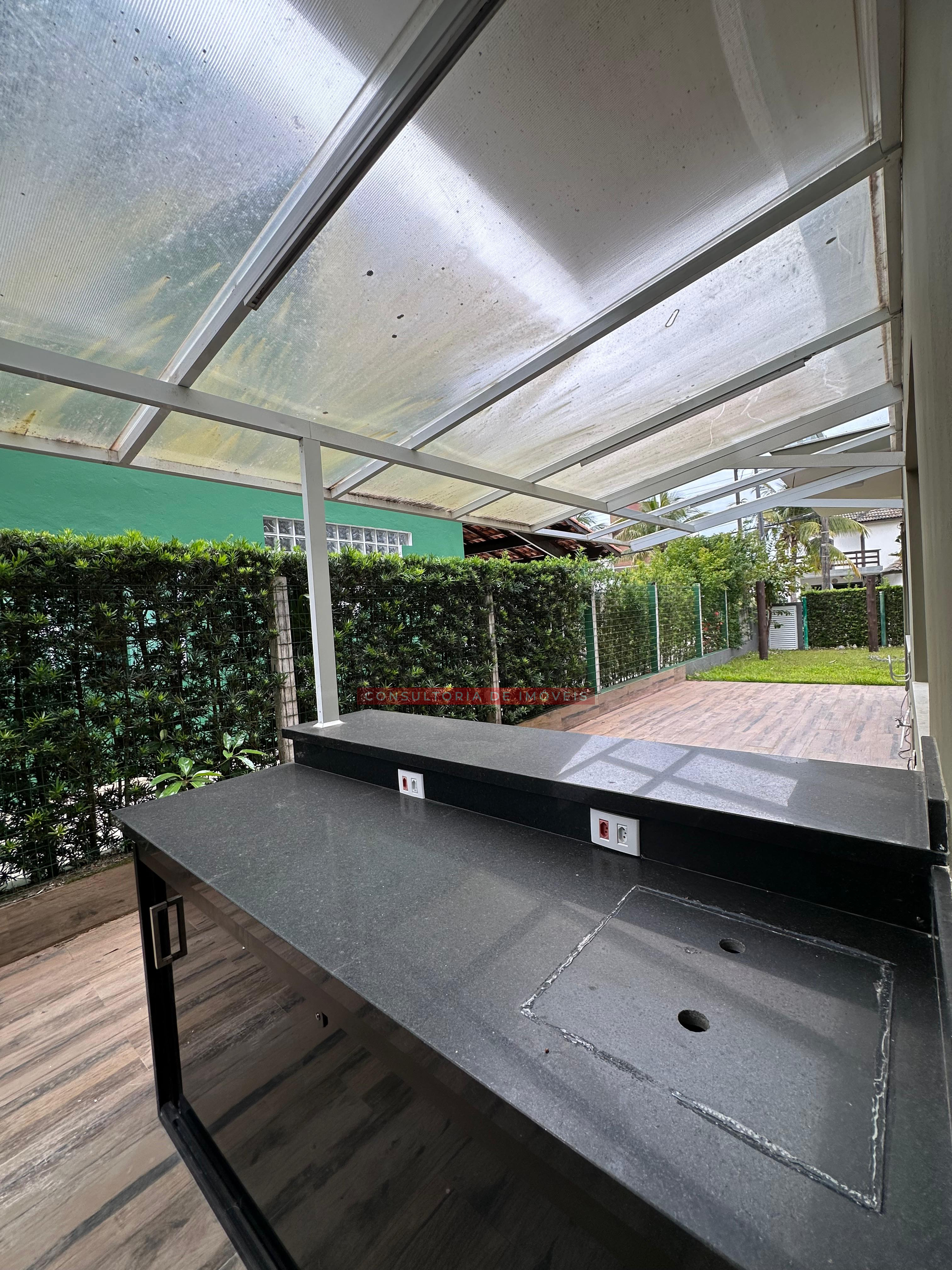 Sobrado moderno à venda no Condomínio Bougainvillée II - Peruíbe - SP