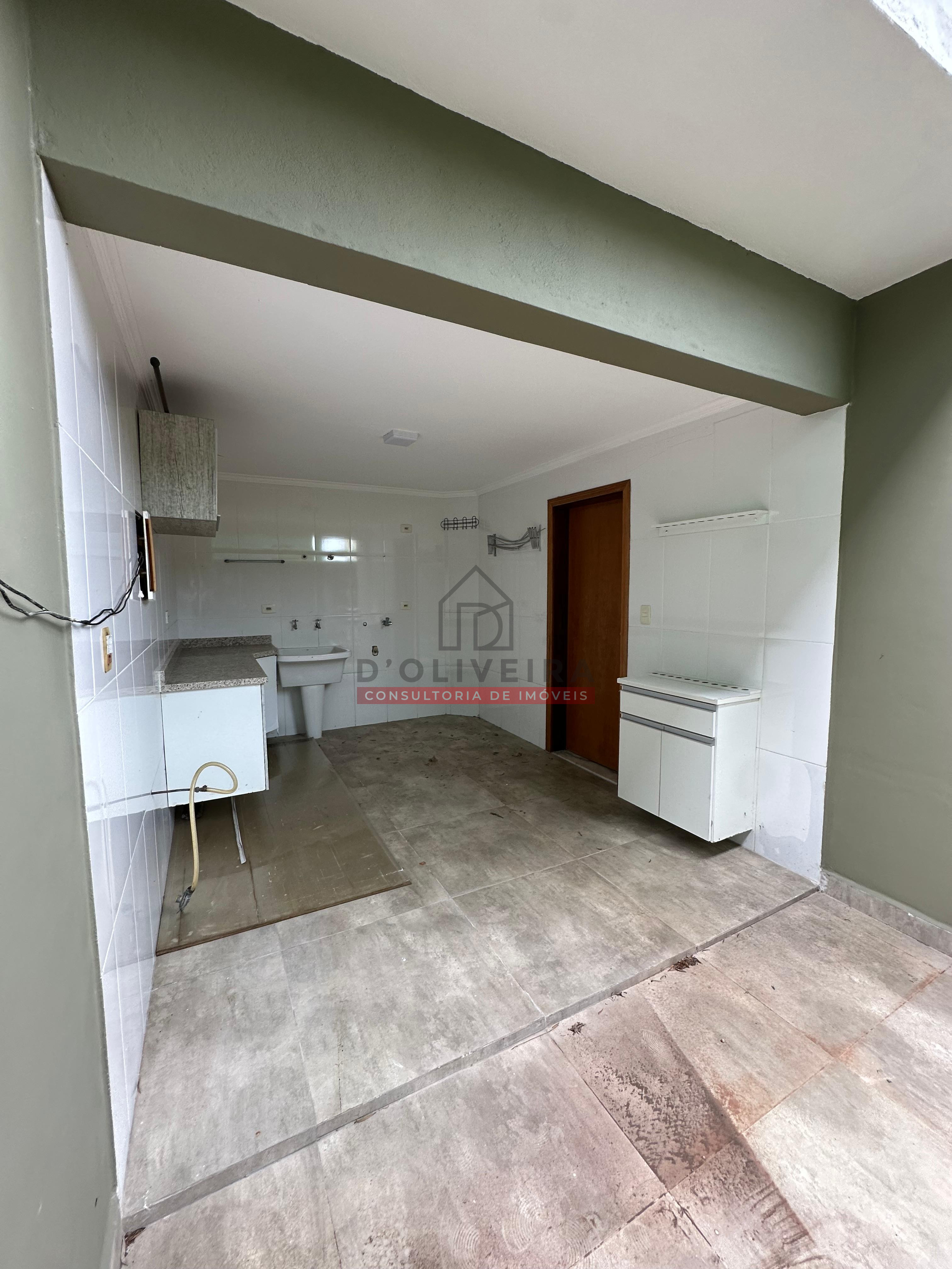 Sobrado moderno à venda no Condomínio Bougainvillée II - Peruíbe - SP