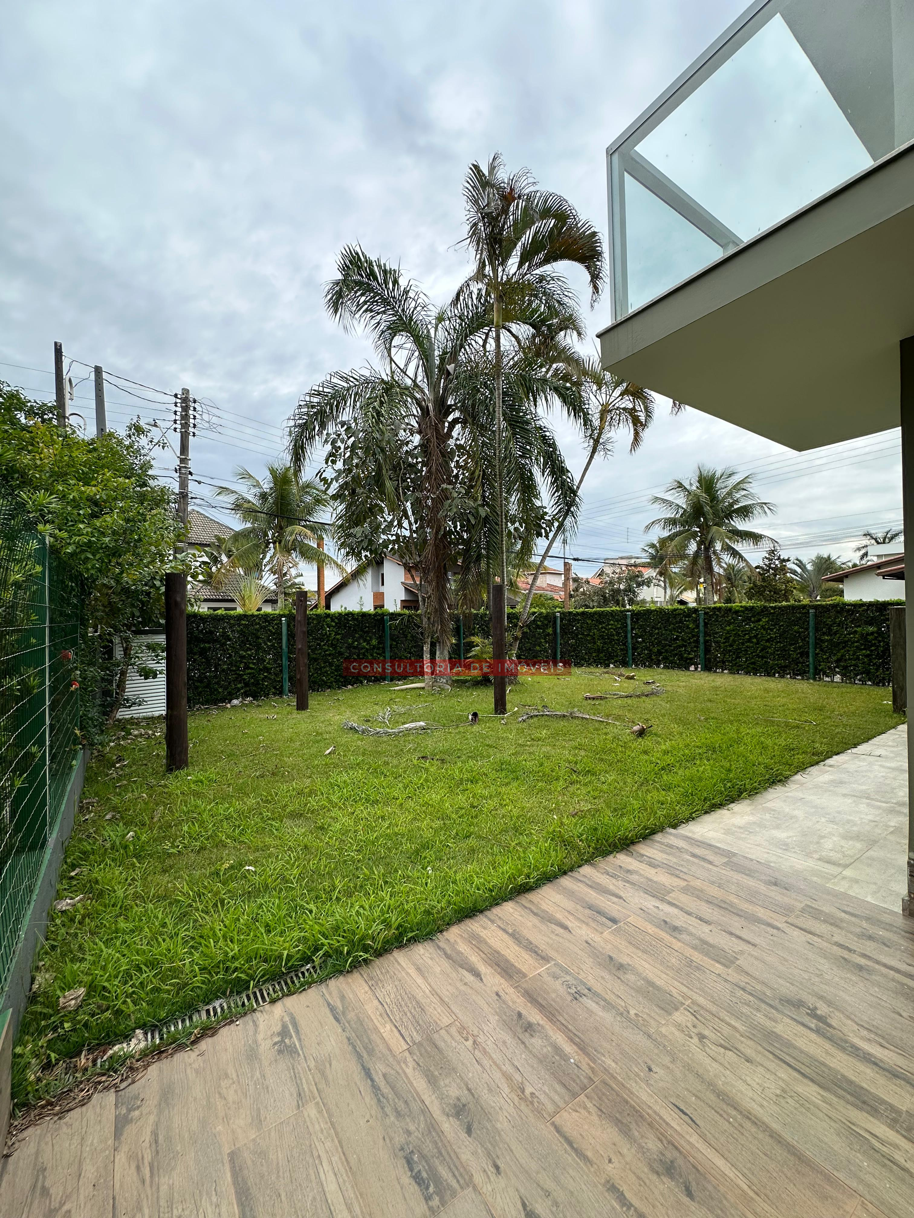 Sobrado moderno à venda no Condomínio Bougainvillée II - Peruíbe - SP