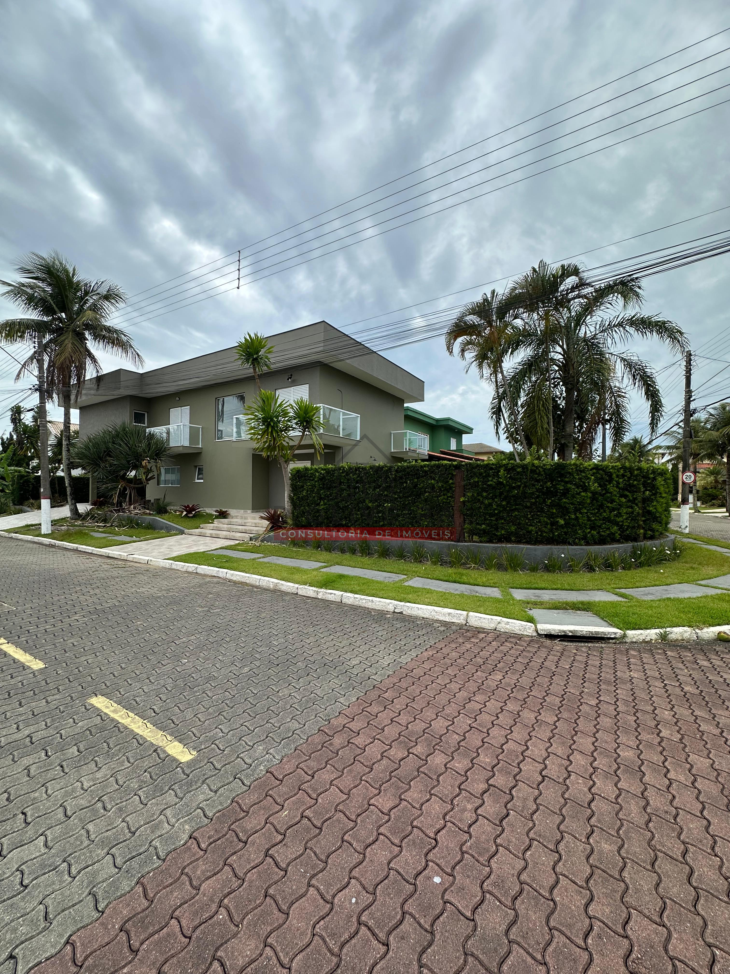 Sobrado moderno à venda no Condomínio Bougainvillée II - Peruíbe - SP