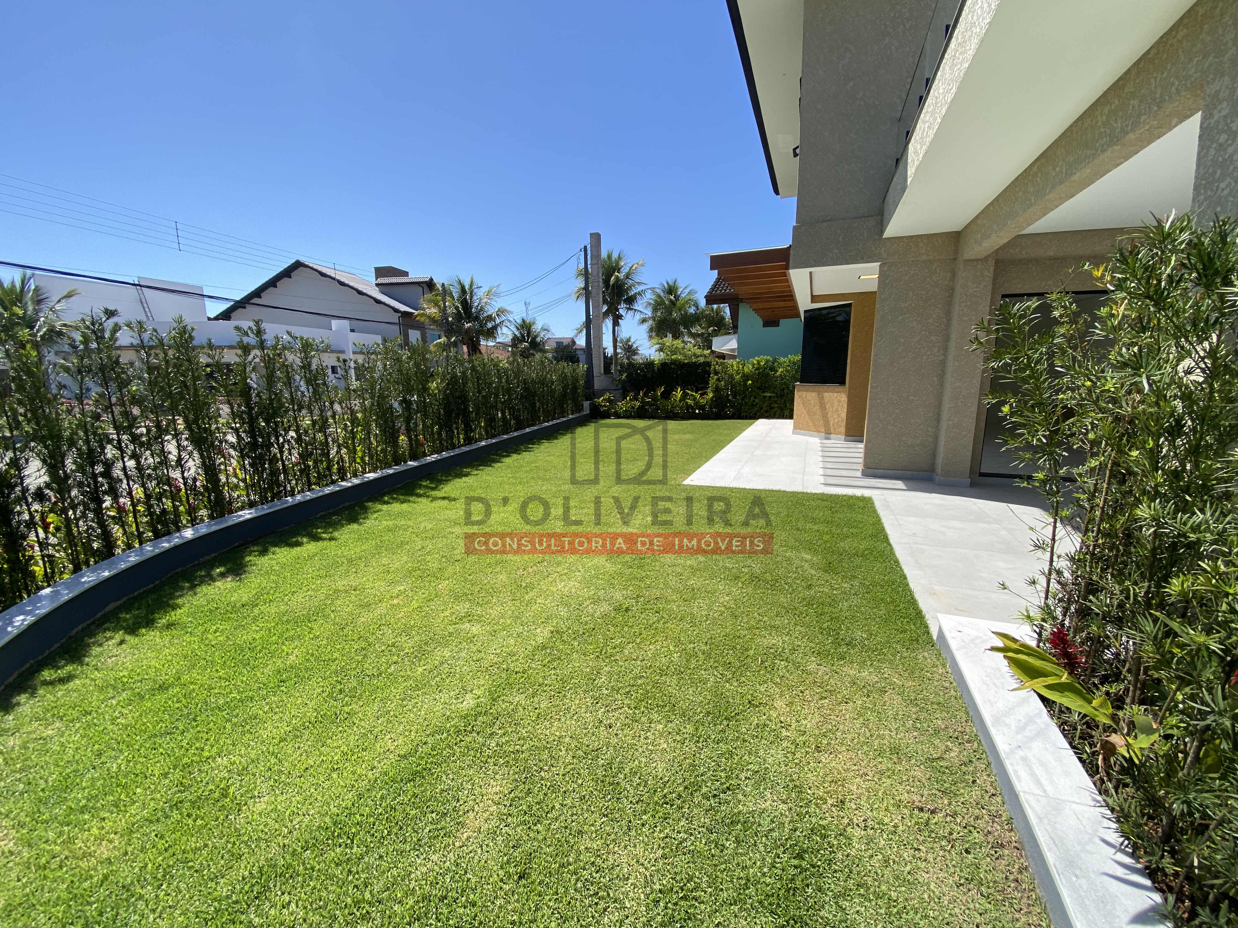 Sobrado com piscina e área gourmet no Bougainvillée Residencial II - Peruíbe - SP