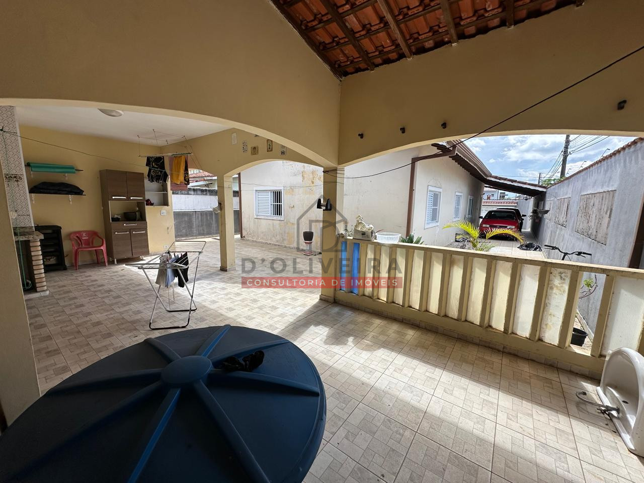 Casa com piscina e churrasqueira na Cidade Nova Peruíbe - Peruíbe - SP