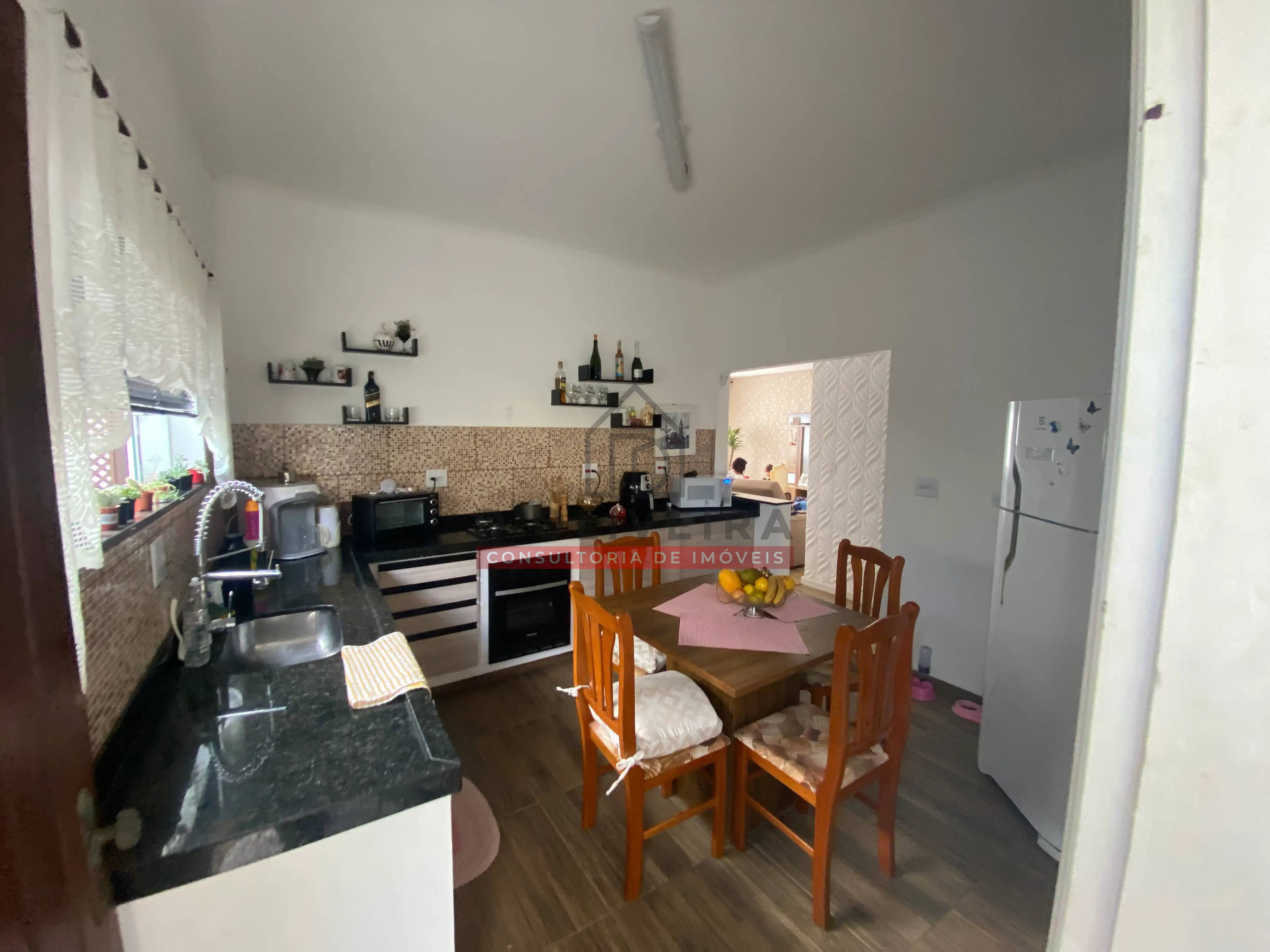 Casa térrea à venda no Balneário Oásis - Peruíbe - SP