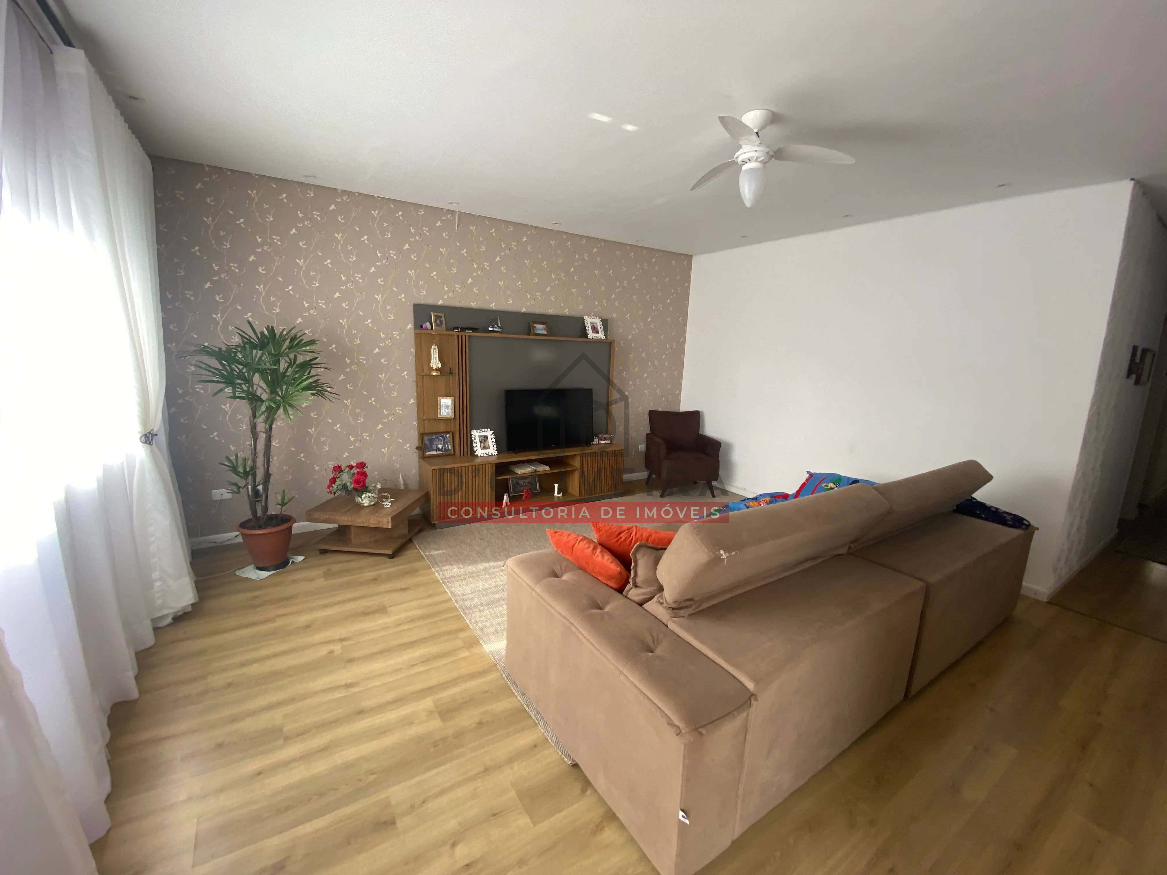 Casa térrea à venda no Balneário Oásis - Peruíbe - SP