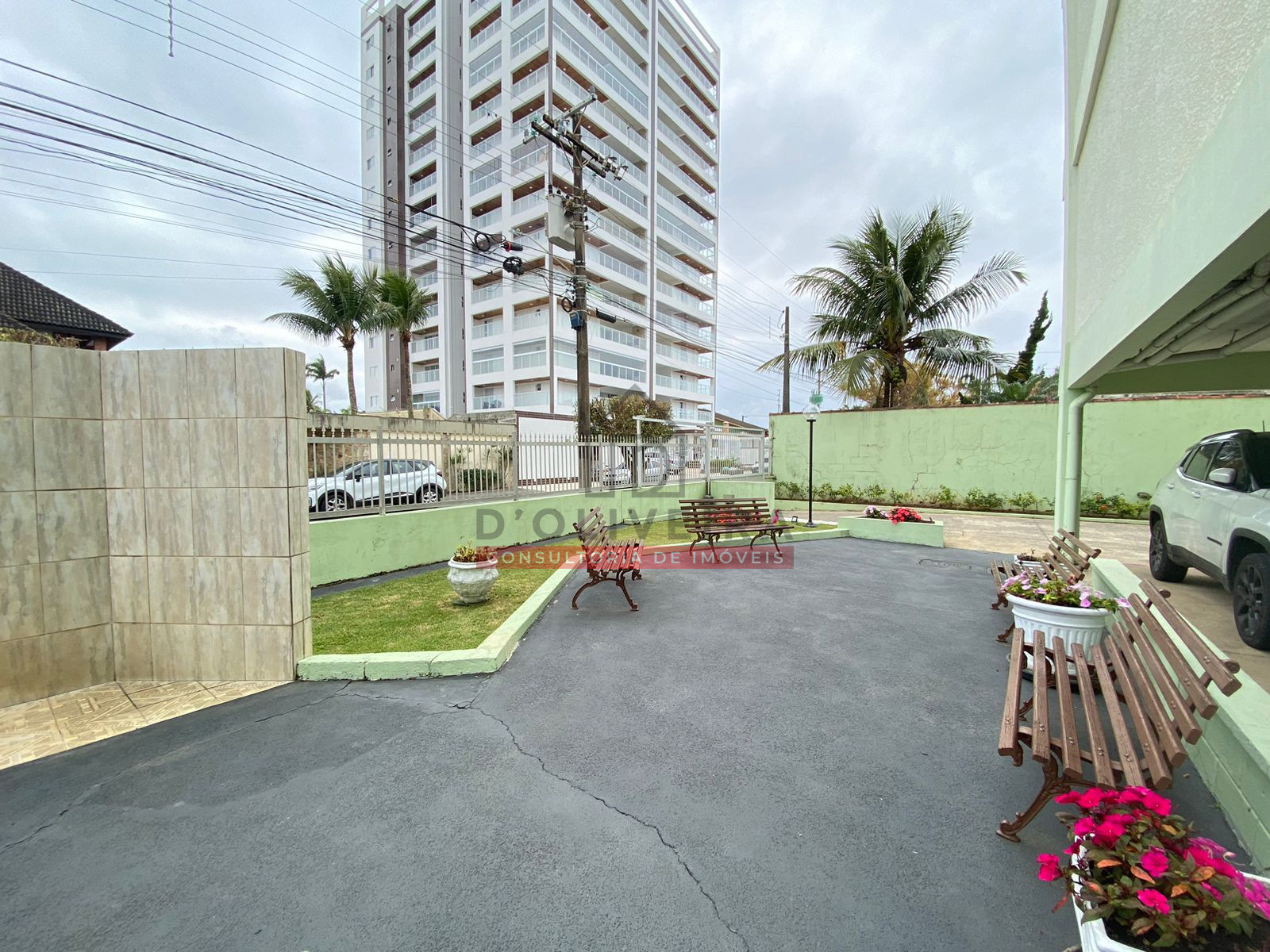 Apartamento de 2 quartos no Centro de Peruíbe - SP