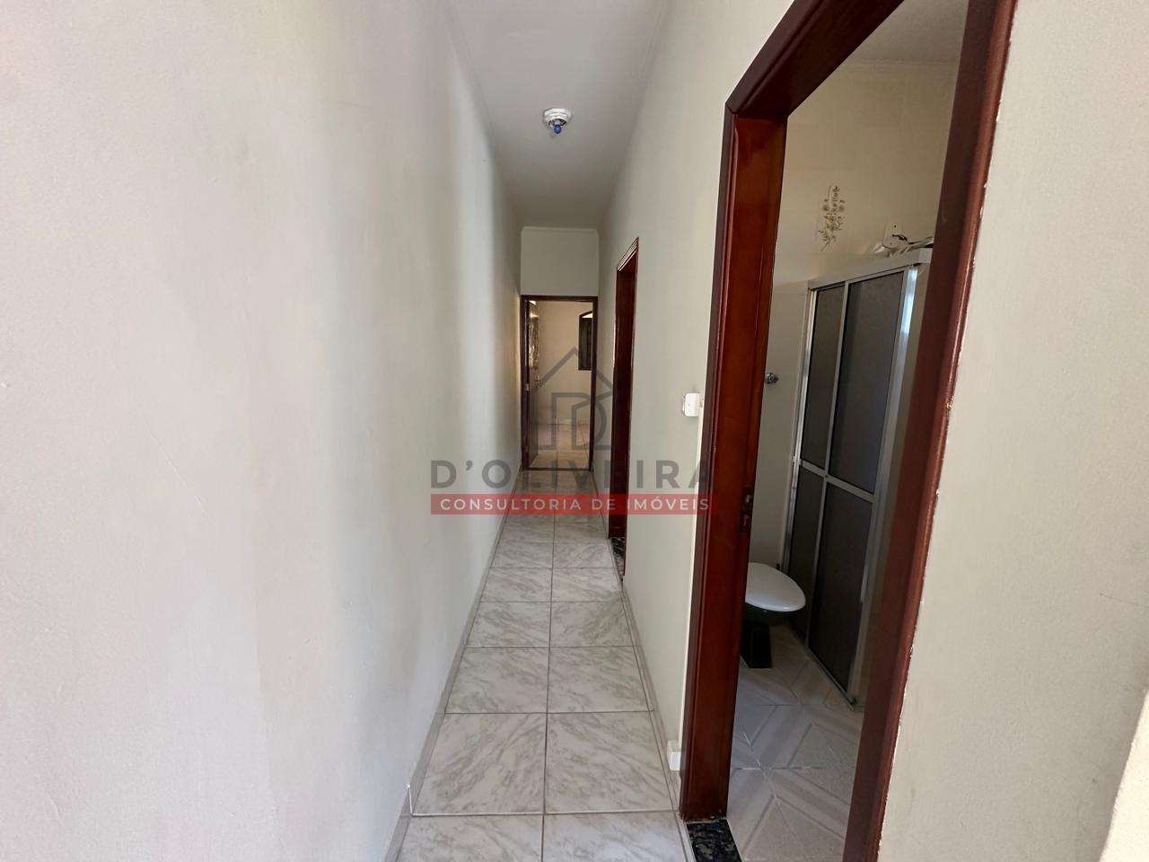 Casa térrea à venda no Balneário Arpoador - Peruíbe - SP