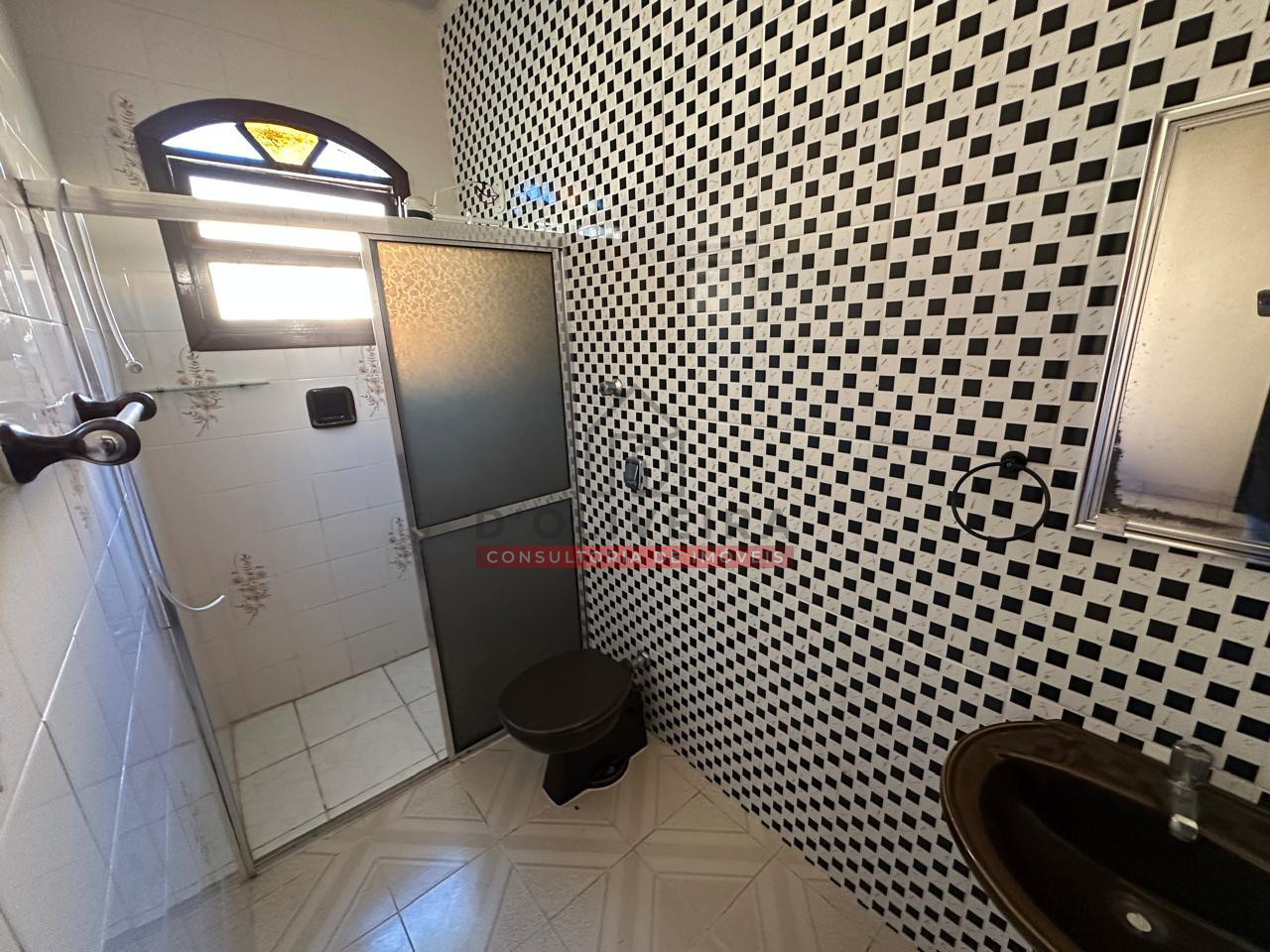 Casa térrea à venda no Balneário Arpoador - Peruíbe - SP