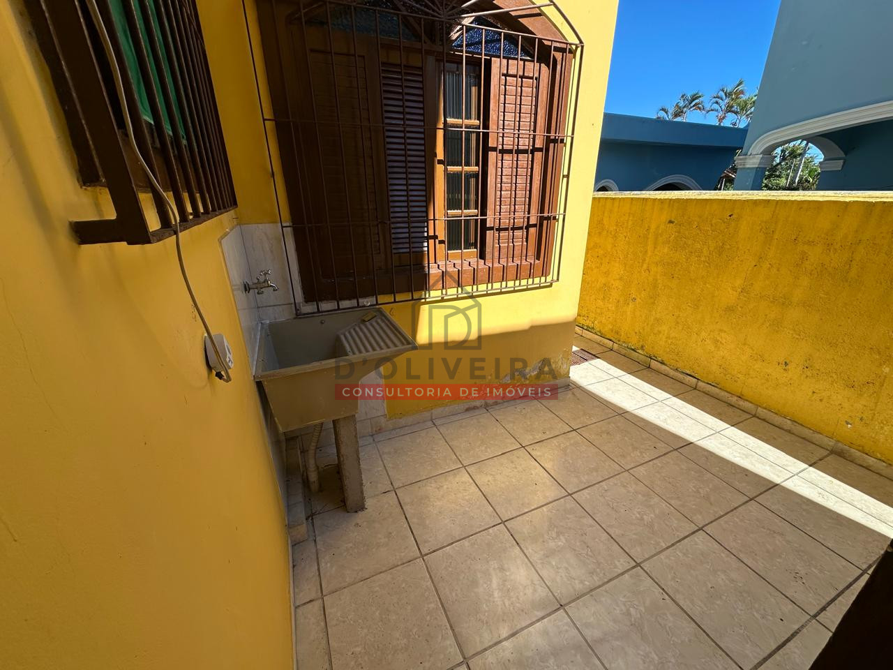 Casa térrea à venda no Balneário Arpoador - Peruíbe - SP