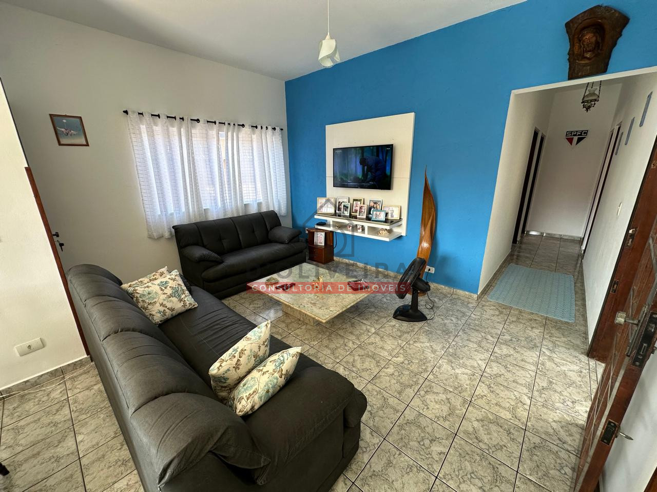 Casa com piscina e churrasqueira à venda no Balneário Oásis - Peruíbe - SP