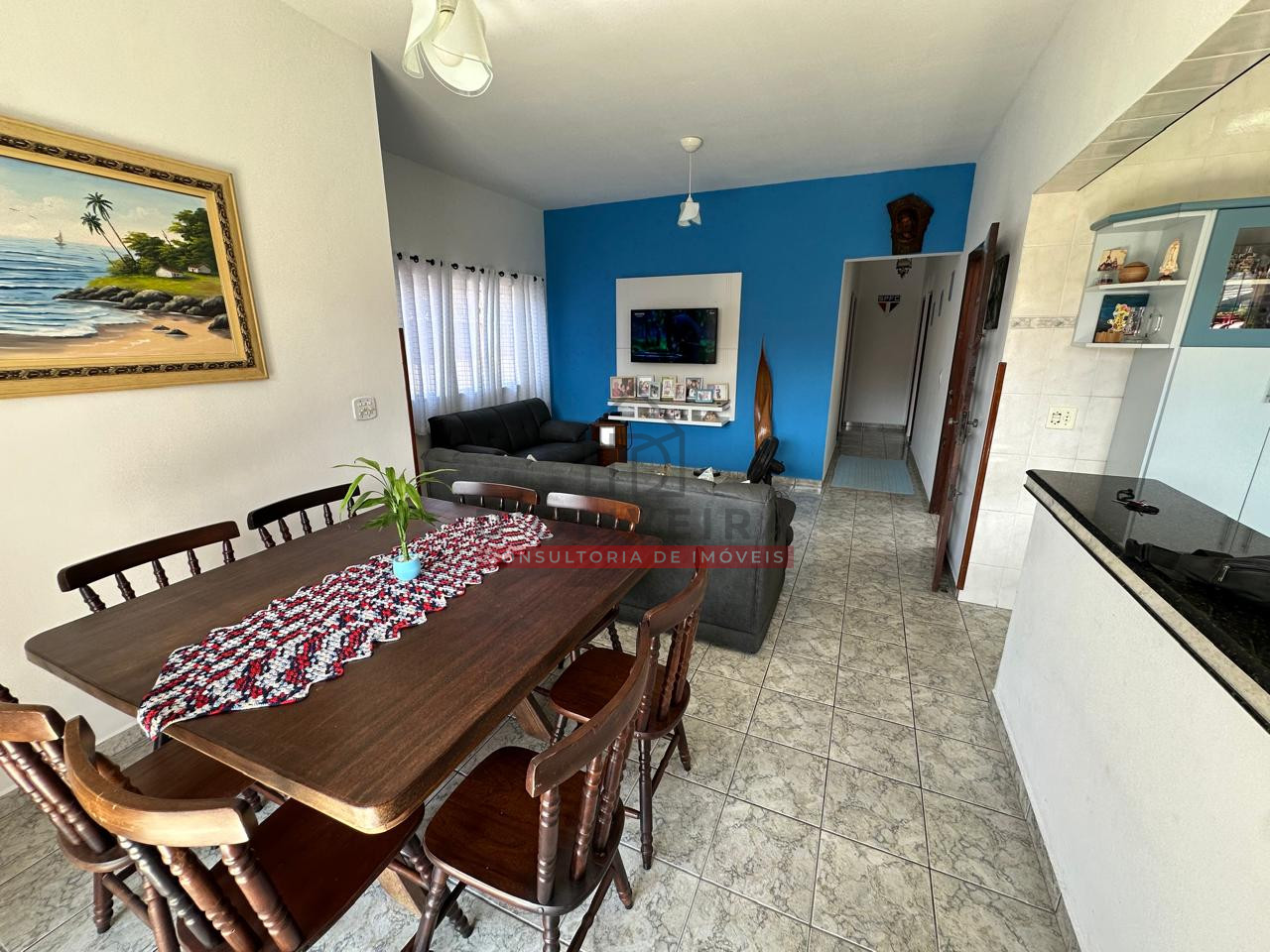 Casa com piscina e churrasqueira à venda no Balneário Oásis - Peruíbe - SP