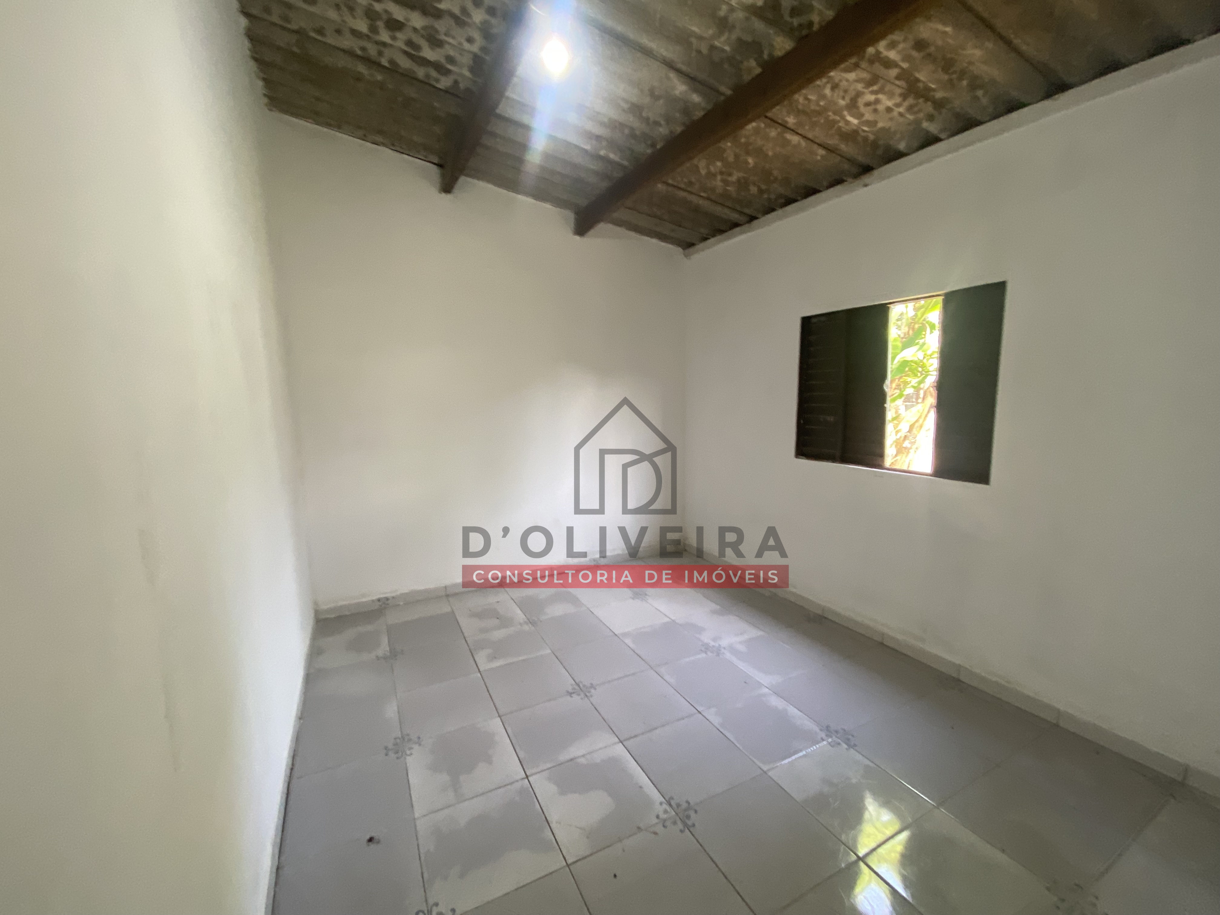 Casa com espaço comercial à venda na Vila Peruíbe - Peruíbe - SP