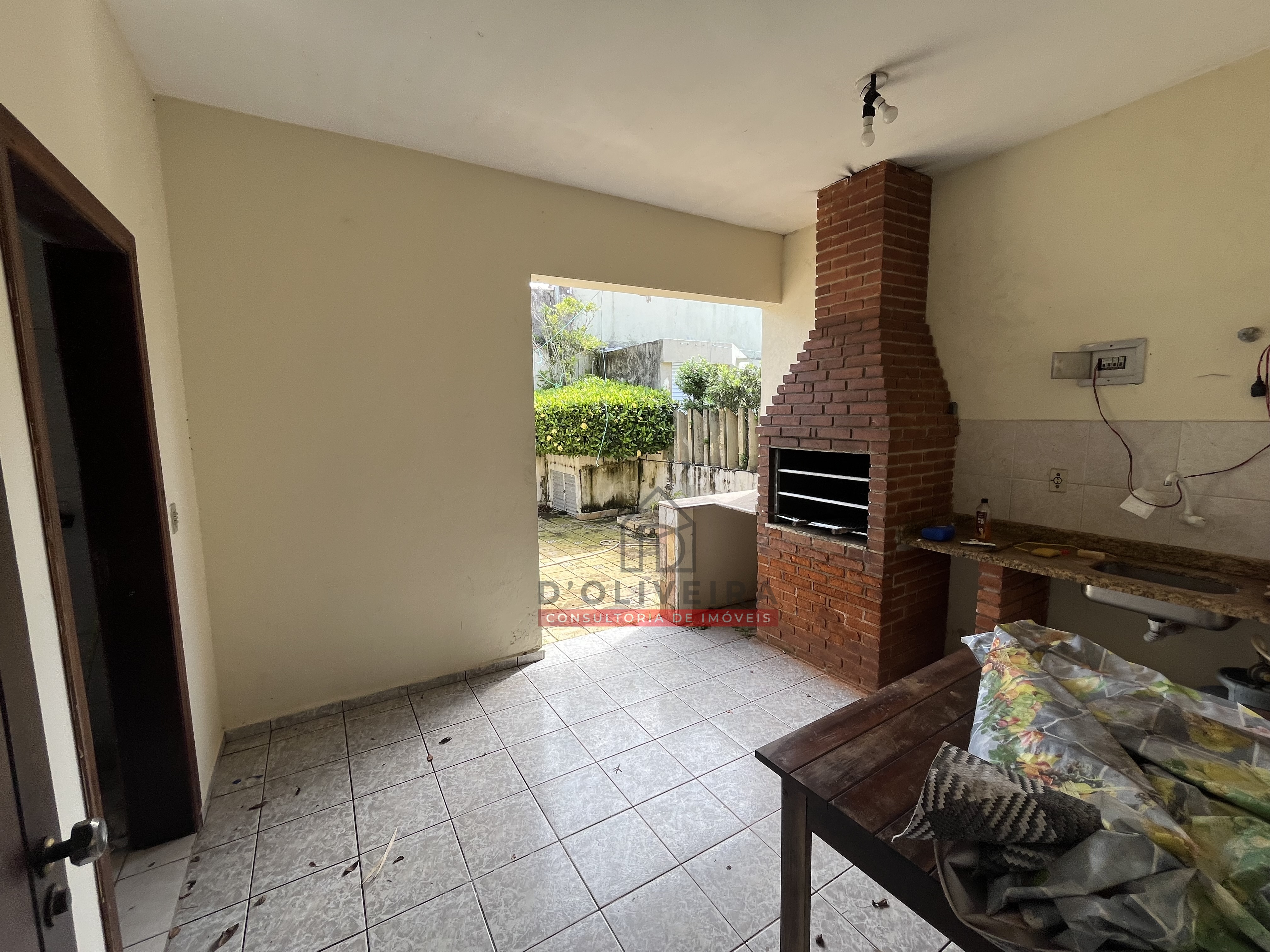 Casa com piscina à venda no Condomínio Residencial Bougainvillée III - Peruíbe - SP