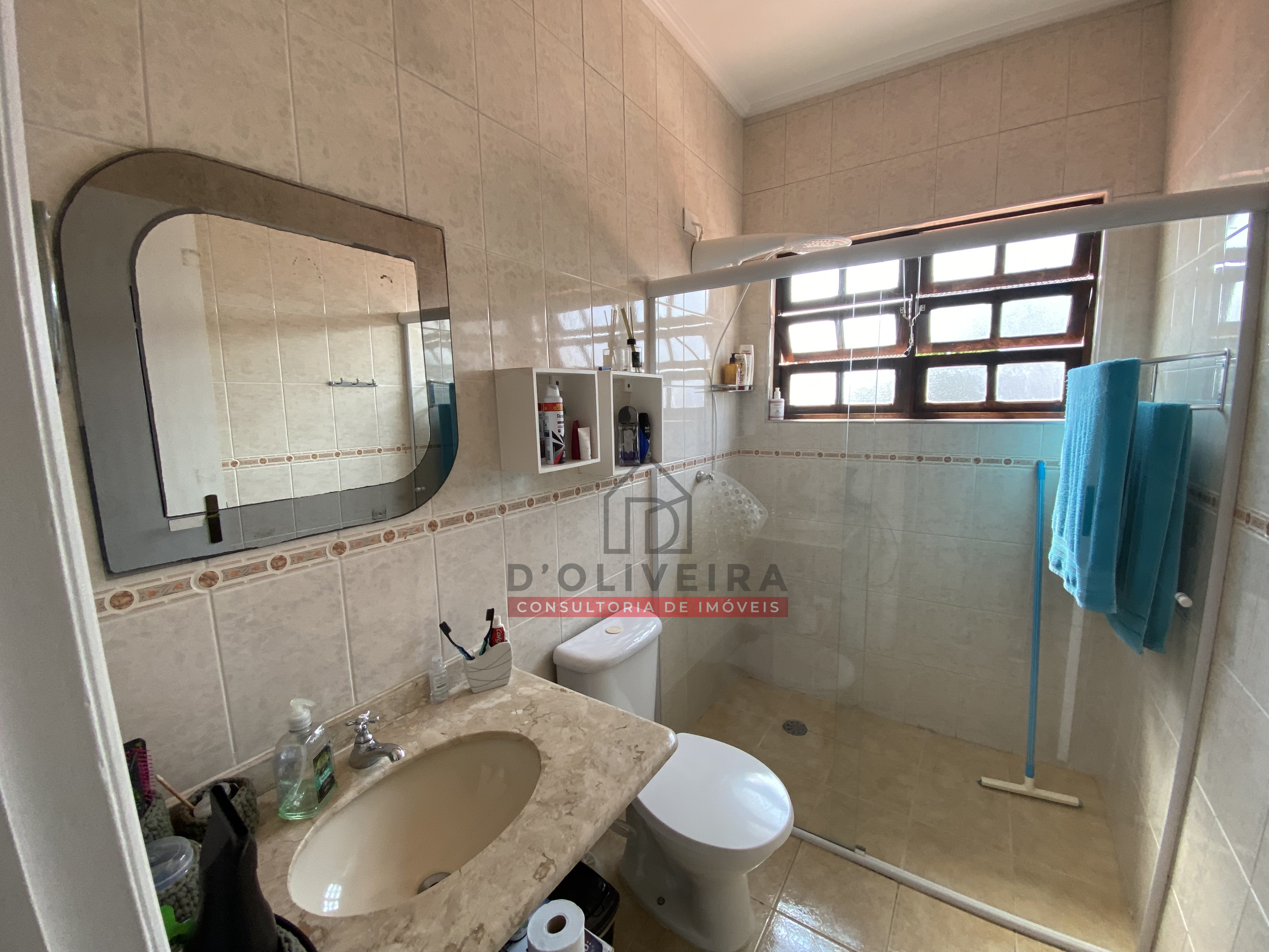 Sobrado com piscina e 4 suítes à venda no condomínio Bougainvillée III - Peruíbe - SP