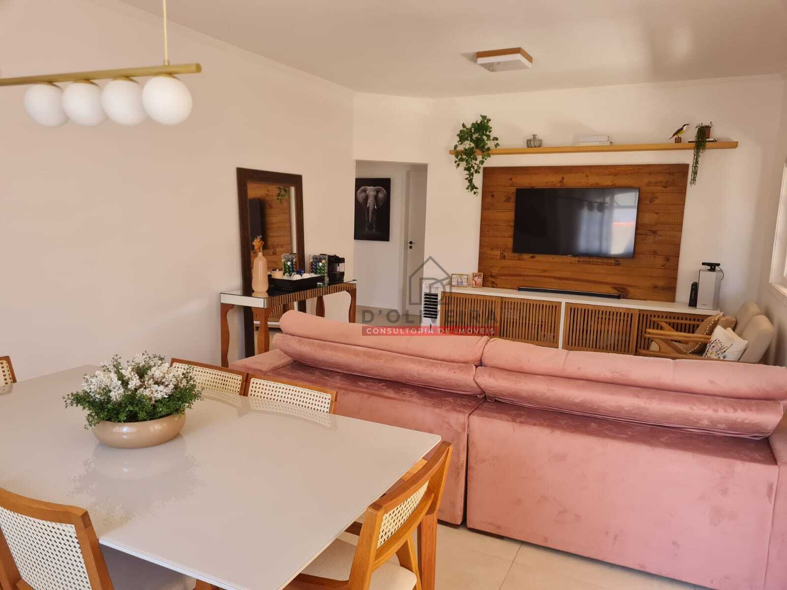 Casa com piscina à venda no Balneário Três Marias - Peruíbe - SP
