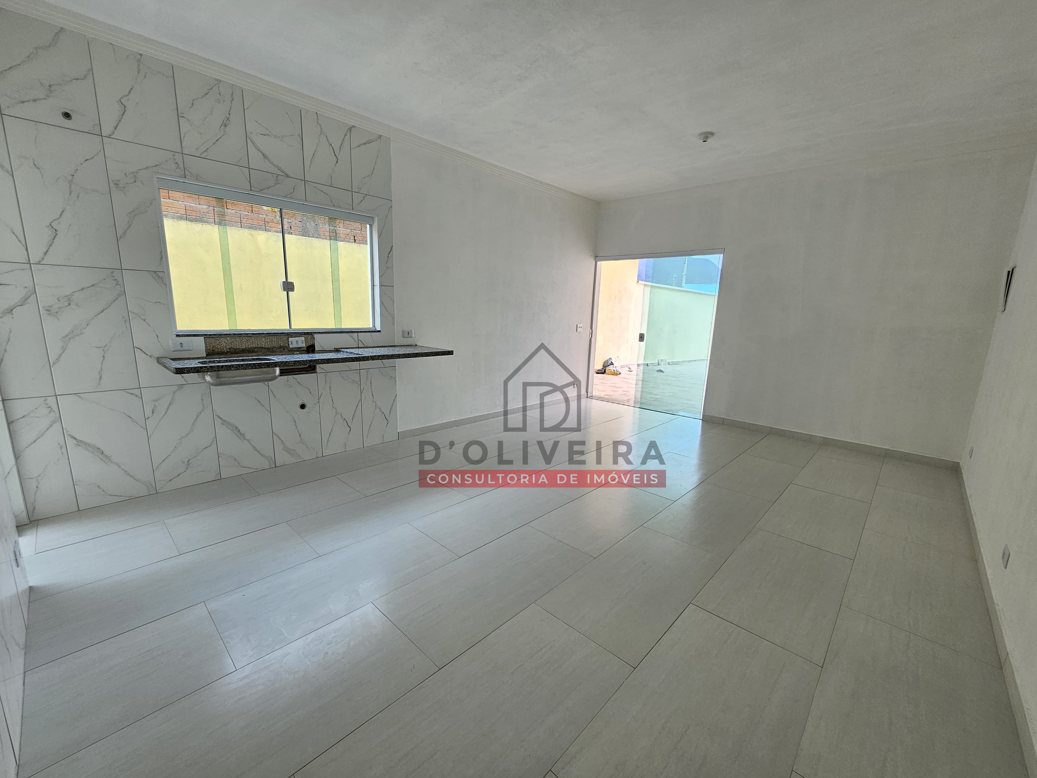 Casa com 3 quartos e piscina à venda no Parque D'aville - Peruíbe - SP