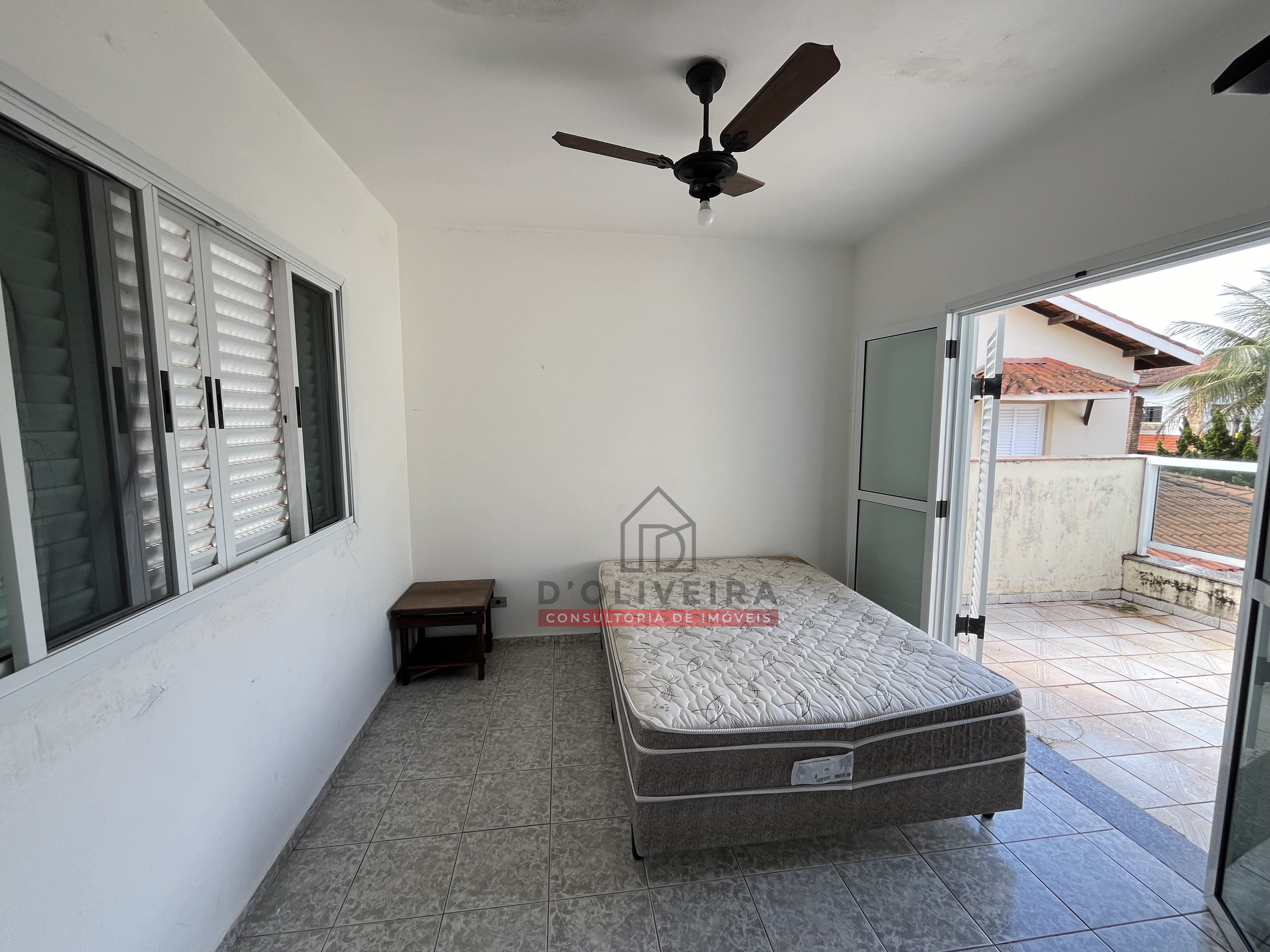 Casa com piscina à venda no Condomínio Residencial Bougainvillée III - Peruíbe - SP