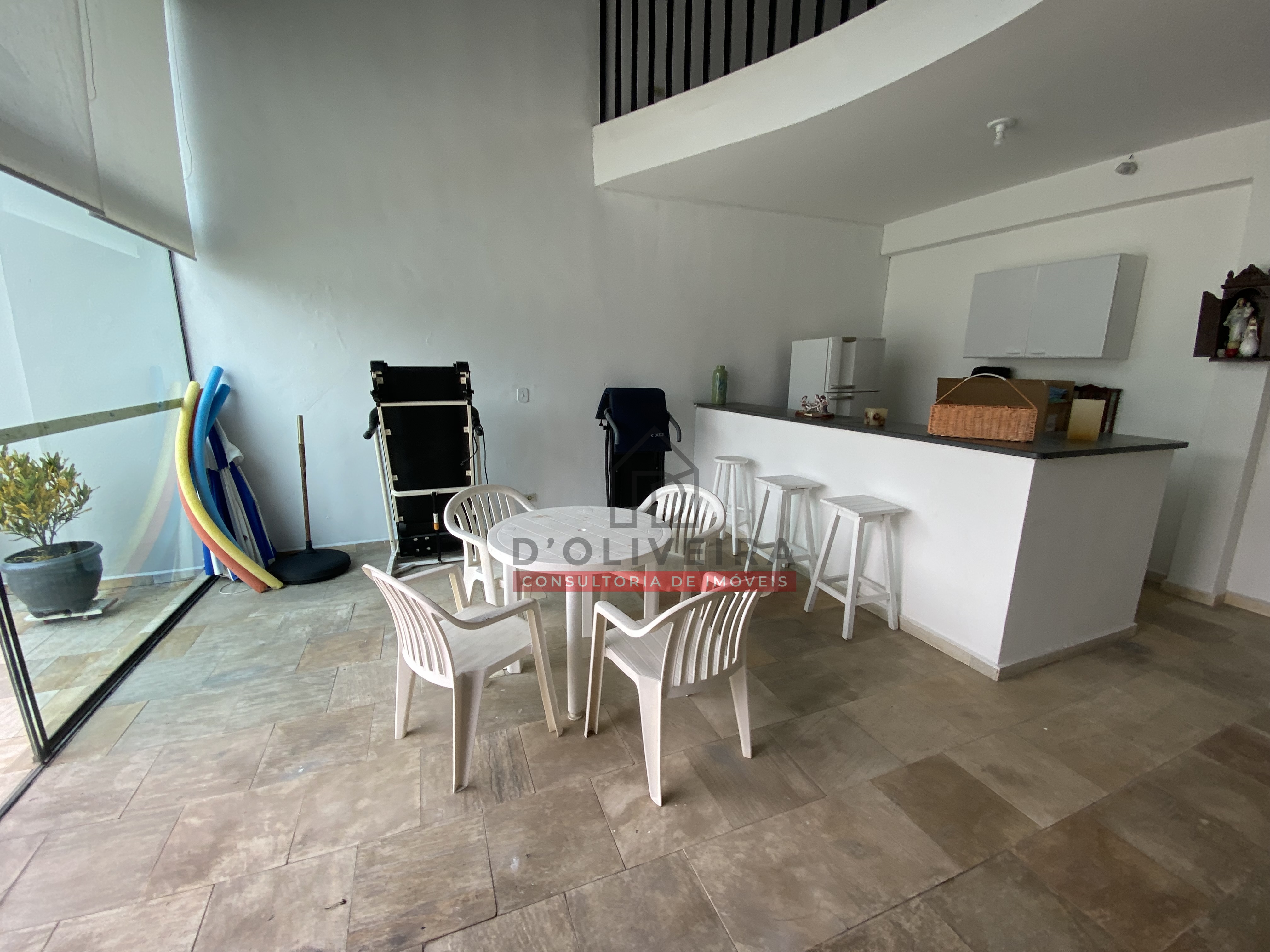 Casa com 500 m² de terreno a 200 metros da praia à venda no Balneário Oasis - Peruíbe - SP