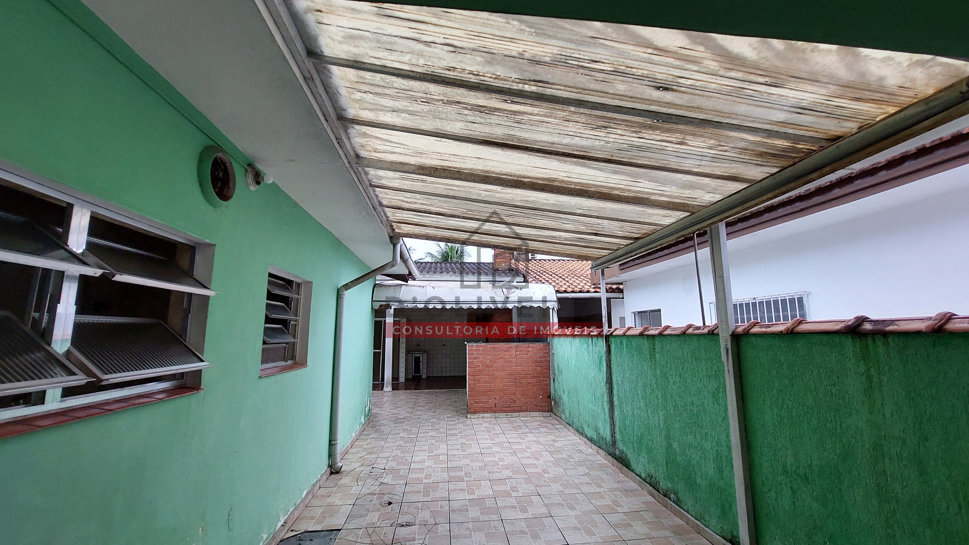 Casa à venda com 3 quartos a 600 metros da praia no Bairro São João Batista  - Peruíbe - SP