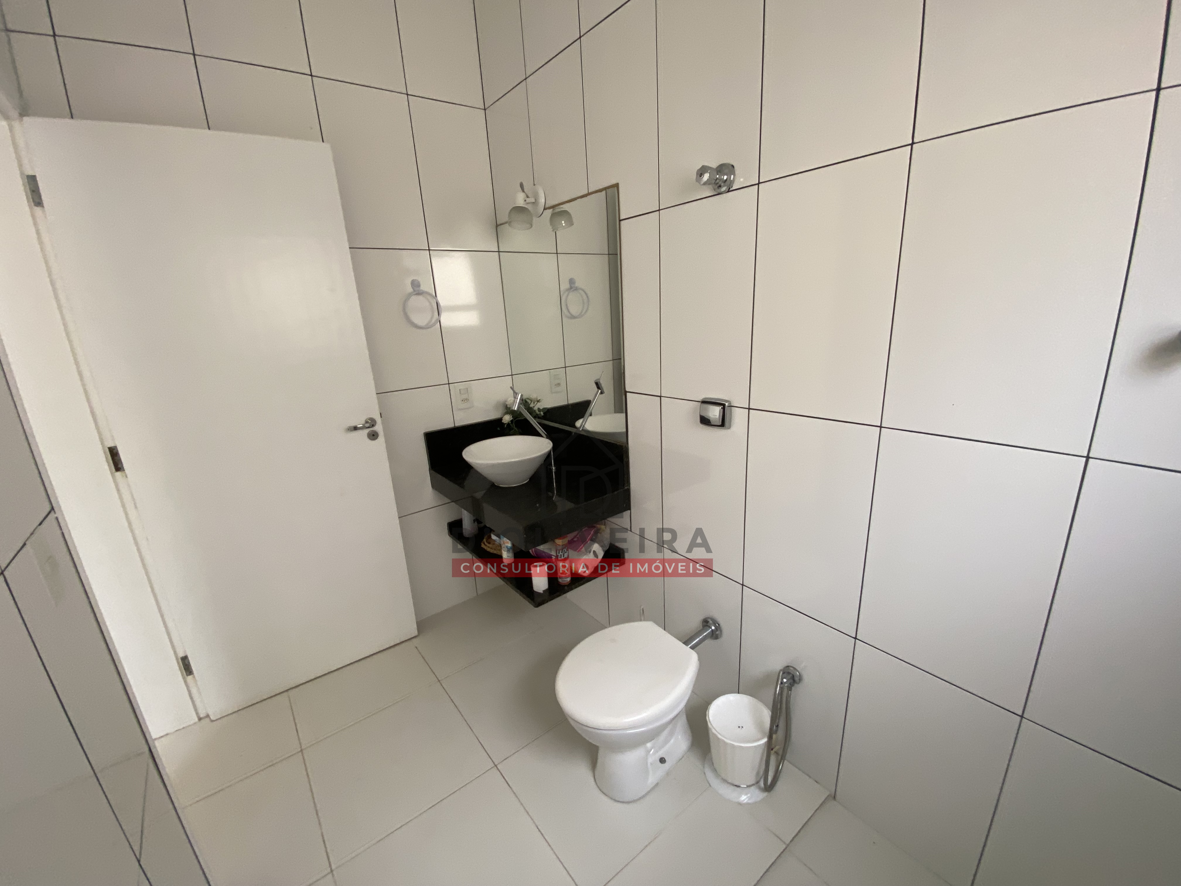 Casa com térrea com piscina à venda no Maria Helena Novaes - Peruíbe - SP